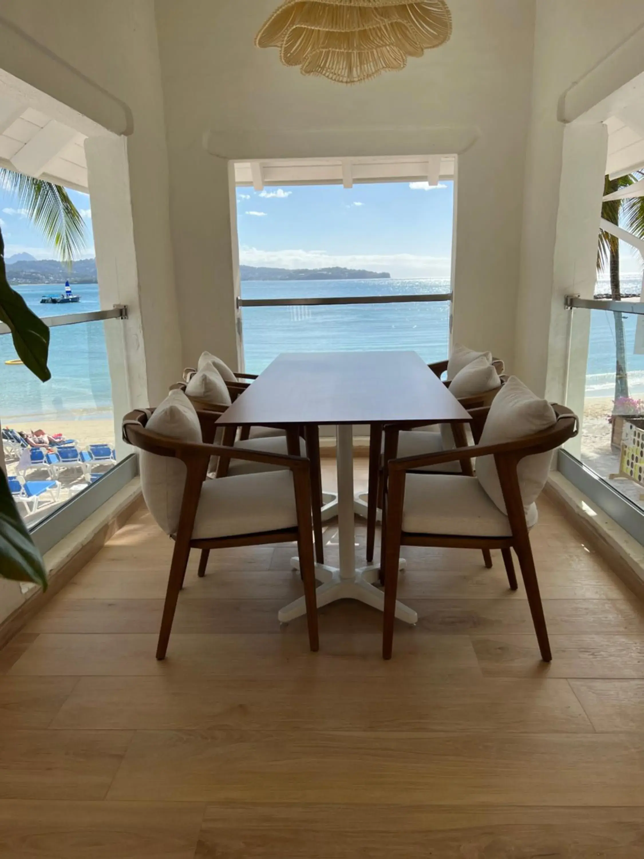 Restaurant/places to eat in Windjammer Landing Resort and Residences Restaurant/places to eat in Windjammer Landing Resort and Residences