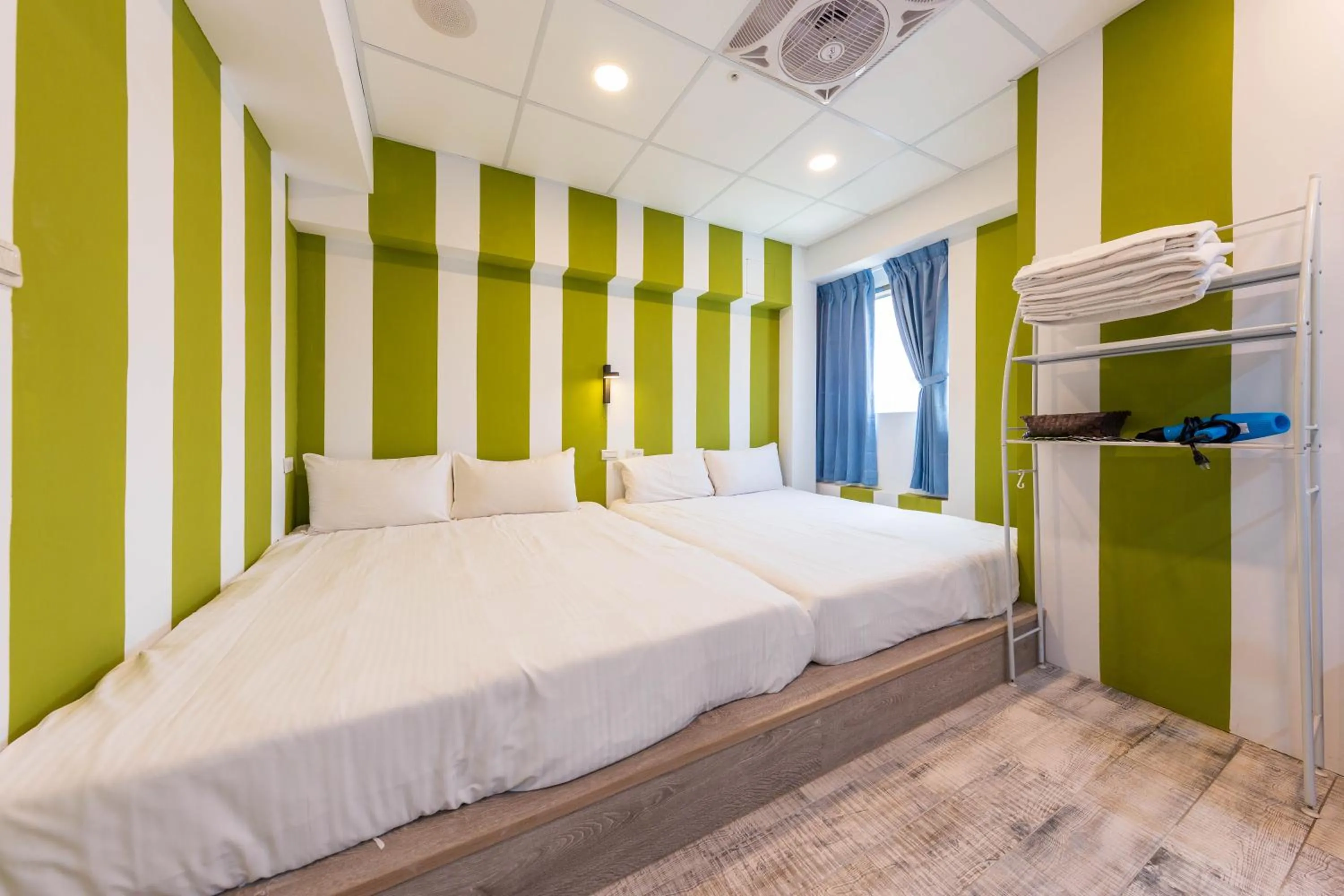 Bedroom, Bed in Liu He Su Hotel