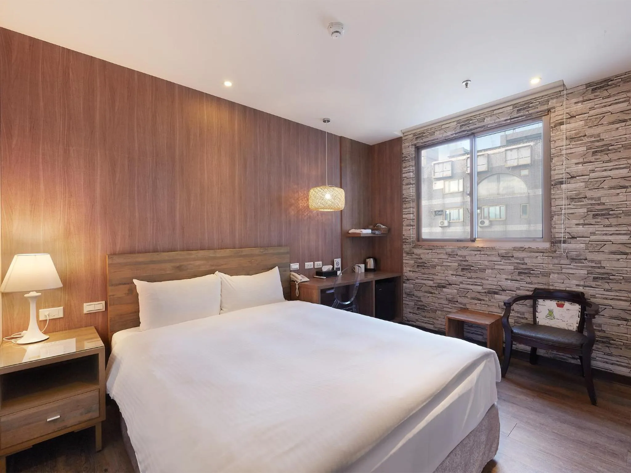 Photo of the whole room, Bed in CHECK inn Yilan LuoDong