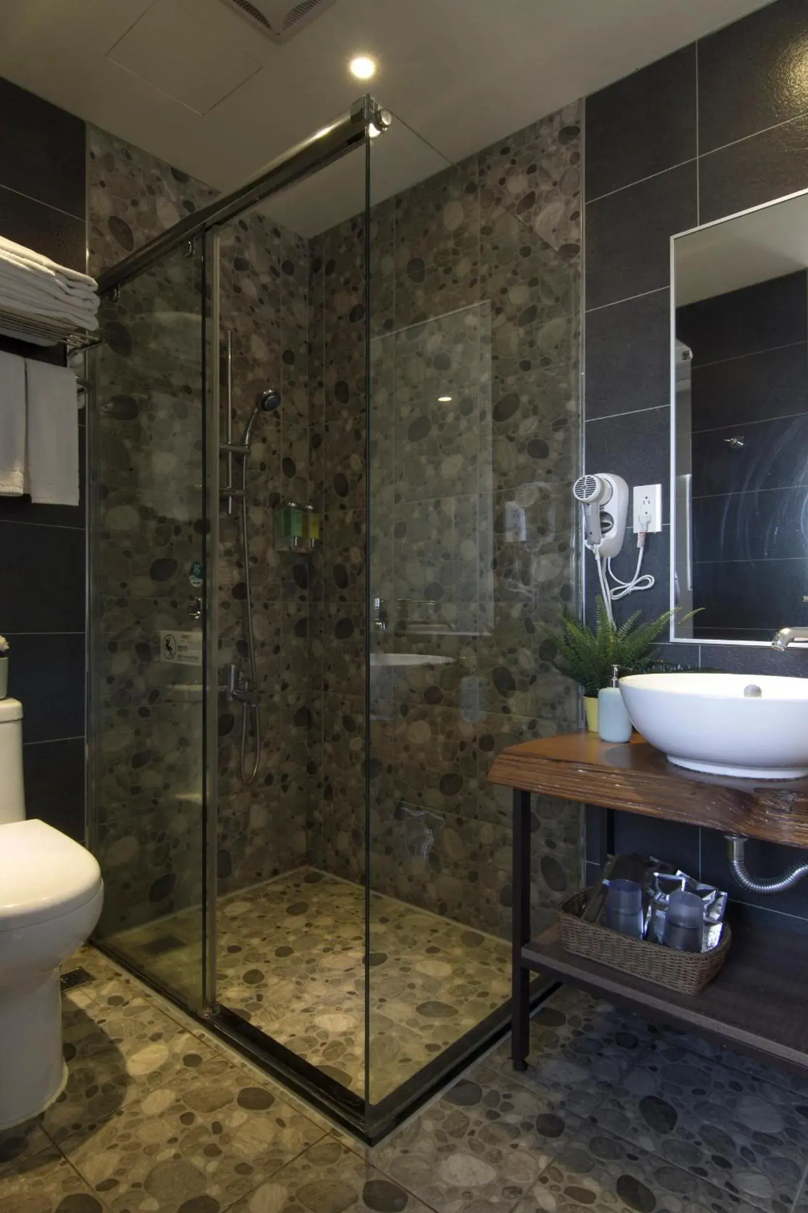 Shower in Herb Art Hotel Shower in Herb Art Hotel