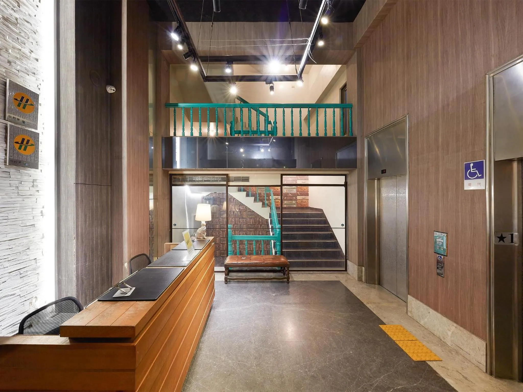 Off site in CHECK inn Yilan LuoDong