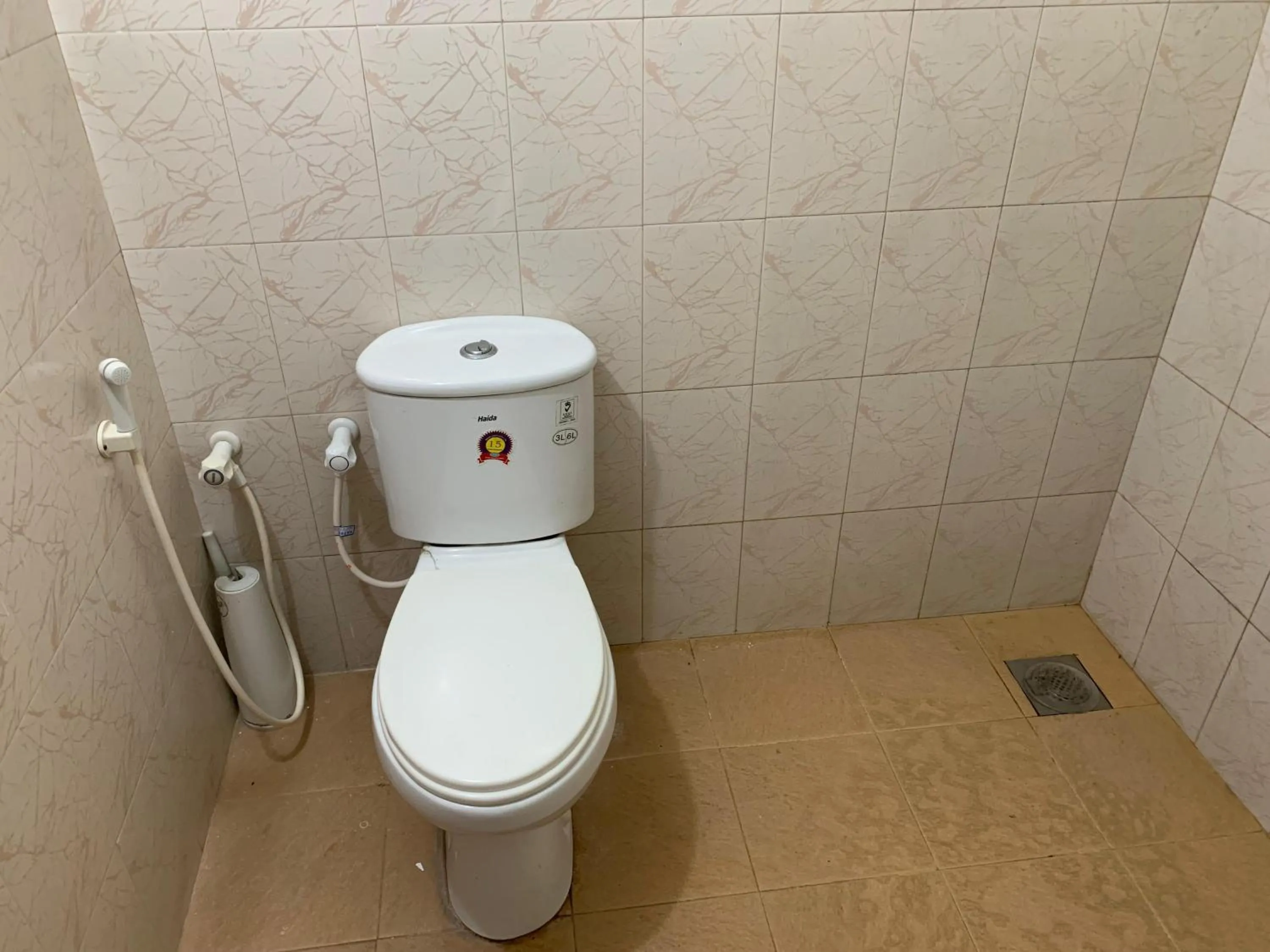 Toilet in Jumera Villa Mirissa