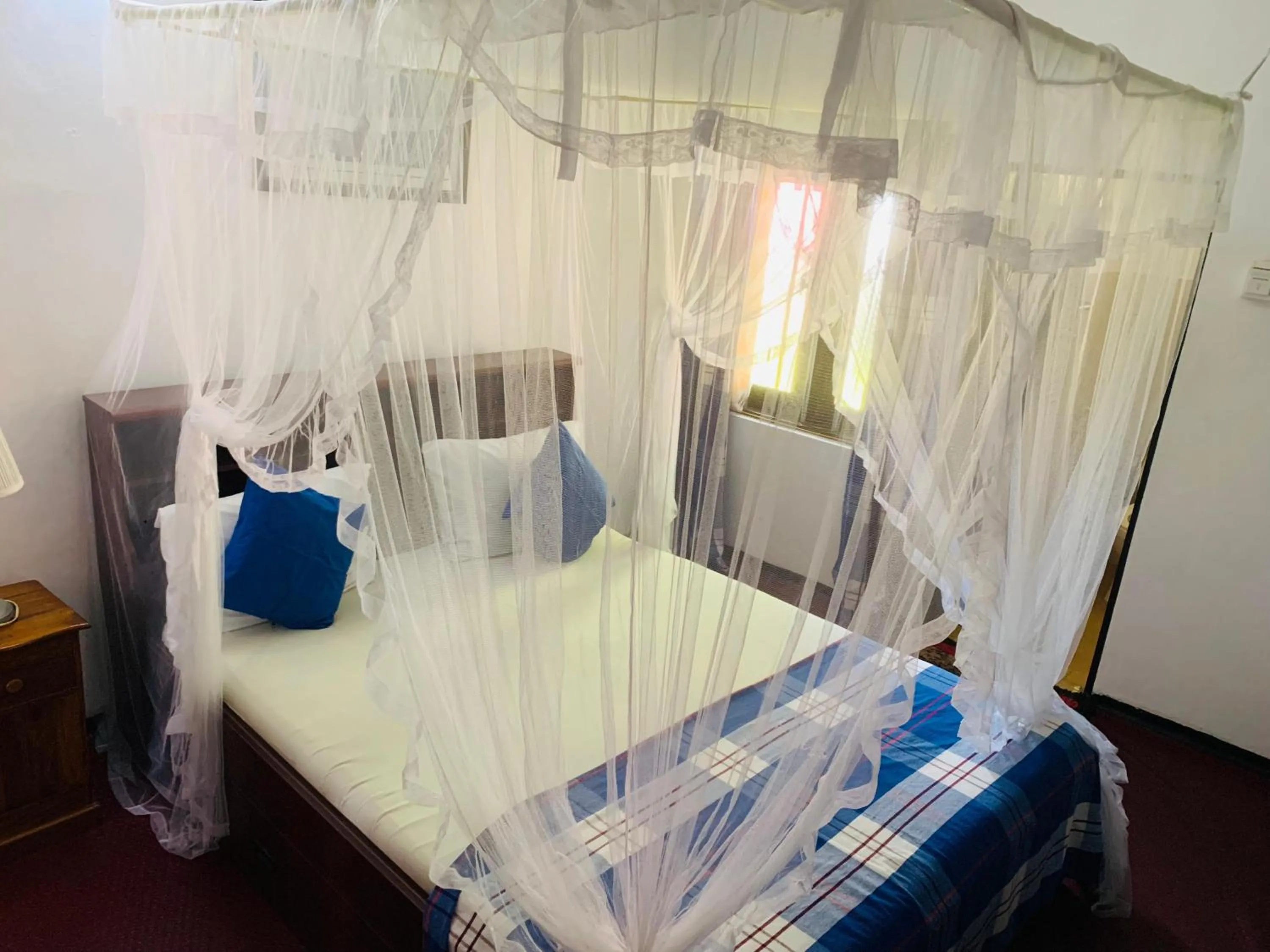 Photo of the whole room, Bed in Jumera Villa Mirissa