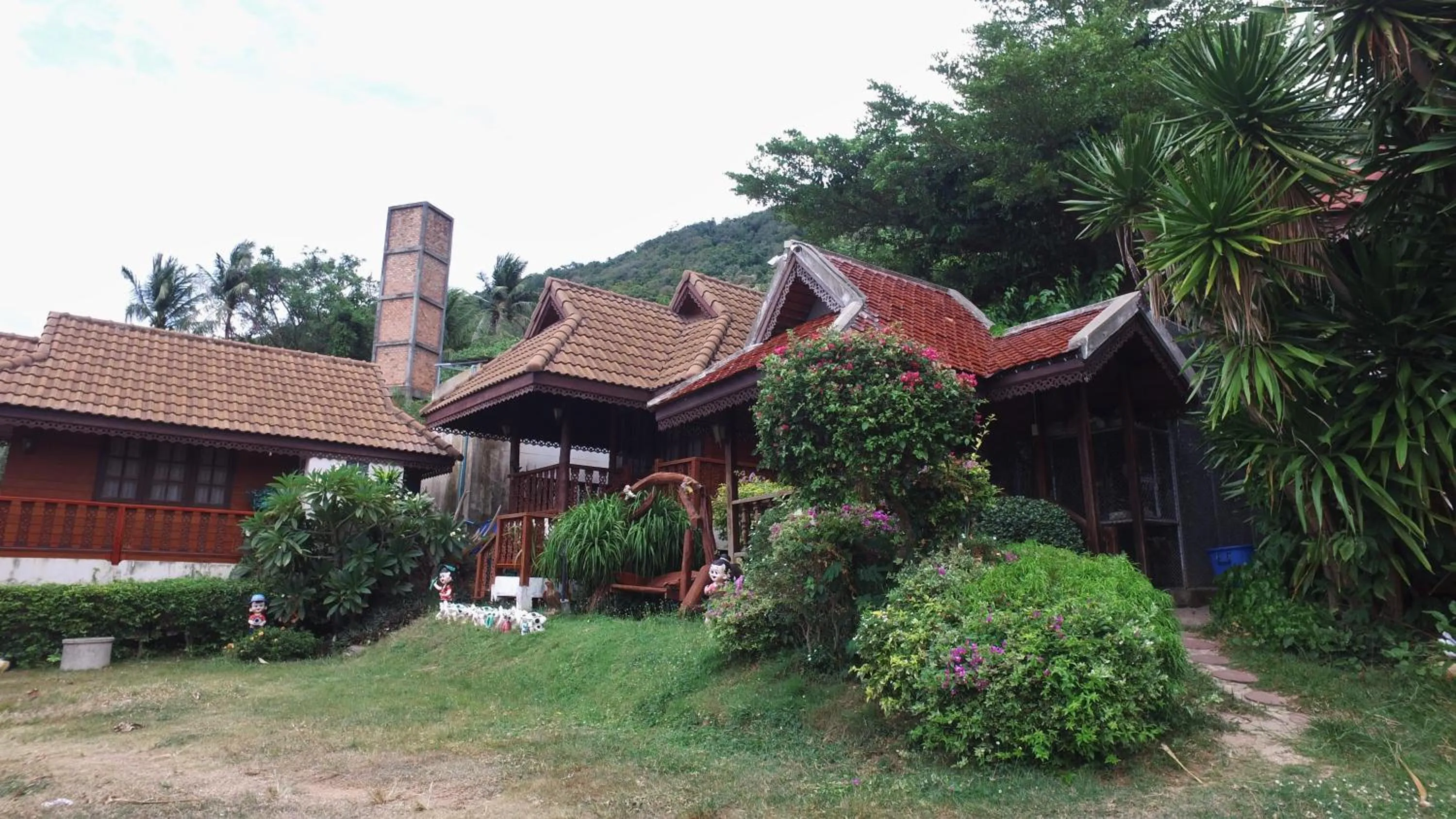 Natural landscape in Tanyaporn House