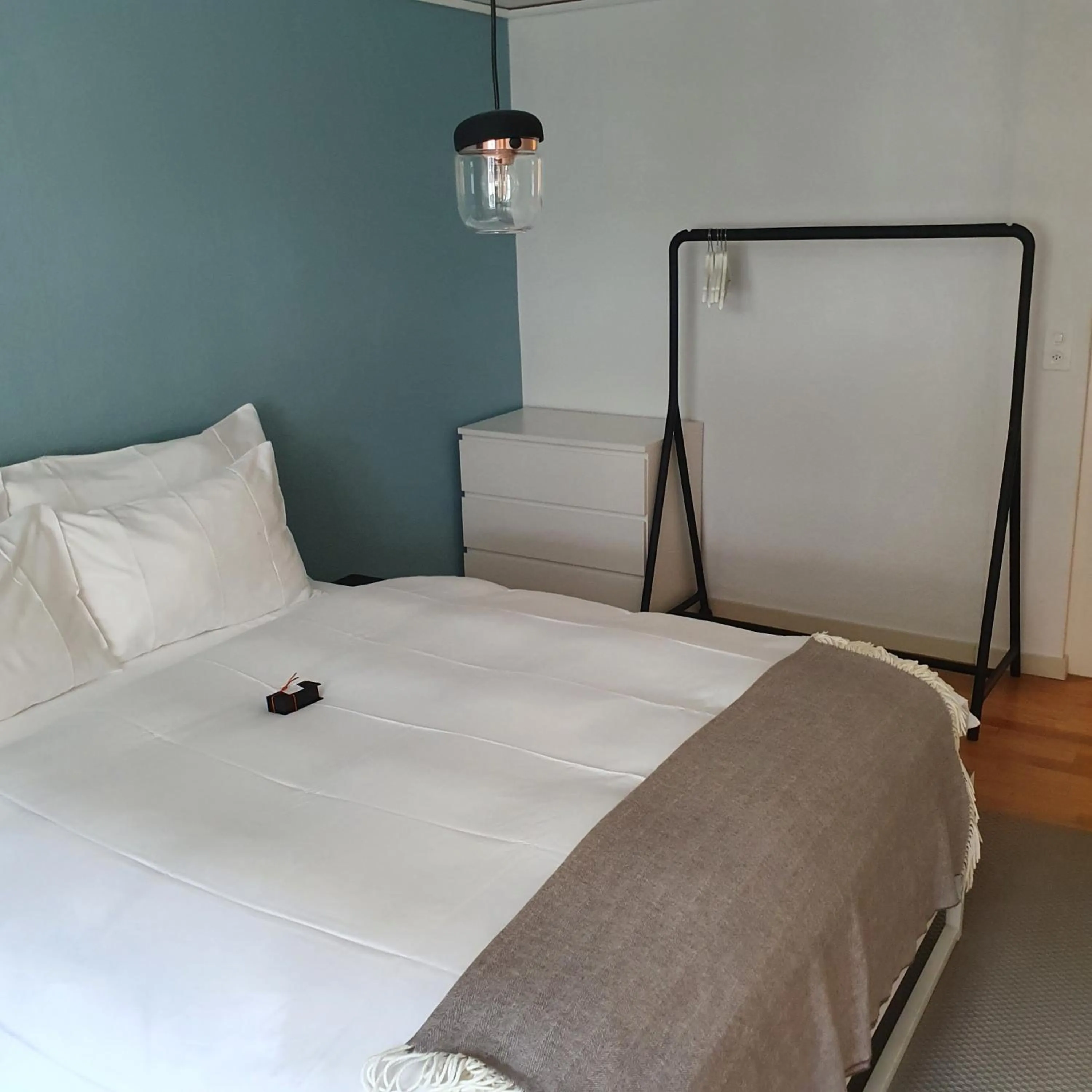 Bed in Stylish Apartment in the Heart of Zug by Airhome