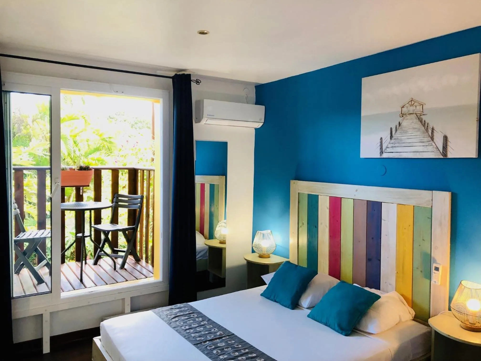 Bedroom, Bed in Hôtel les Bougainvilliers