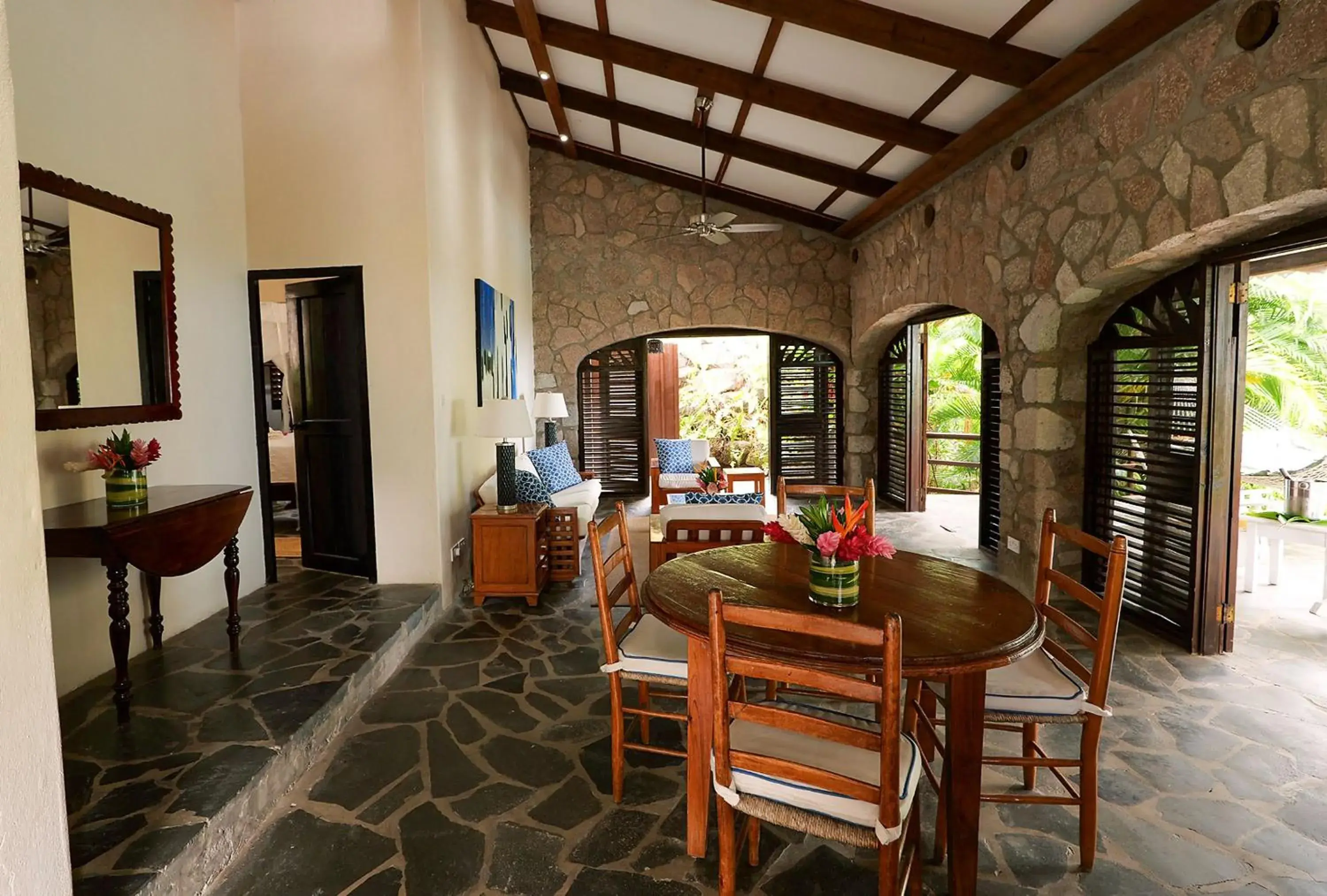 Two-Bedroom Villa in Stonefield Villa Resort Two-Bedroom Villa in Stonefield Villa Resort