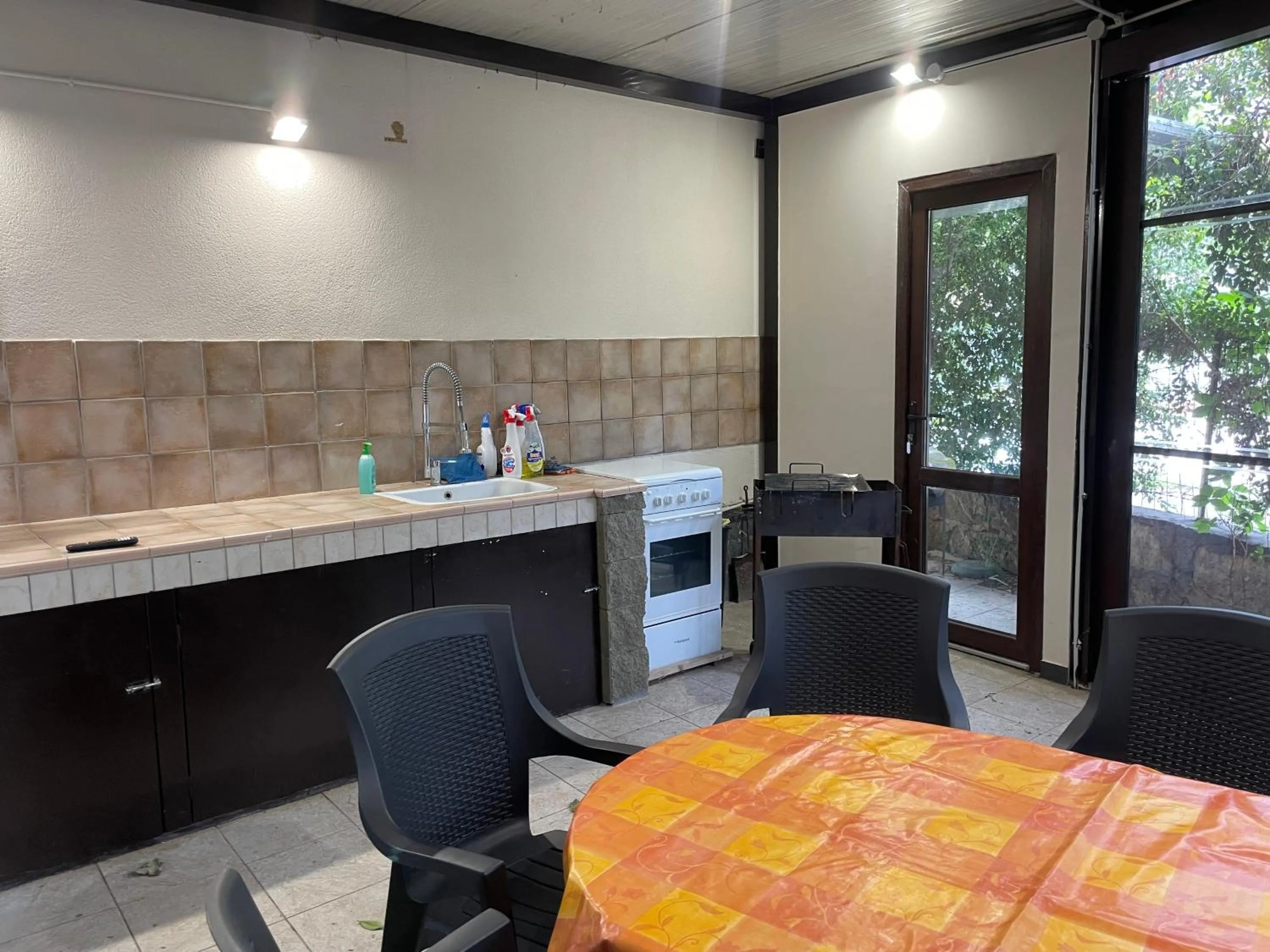 BBQ facilities in B&B Etna Country