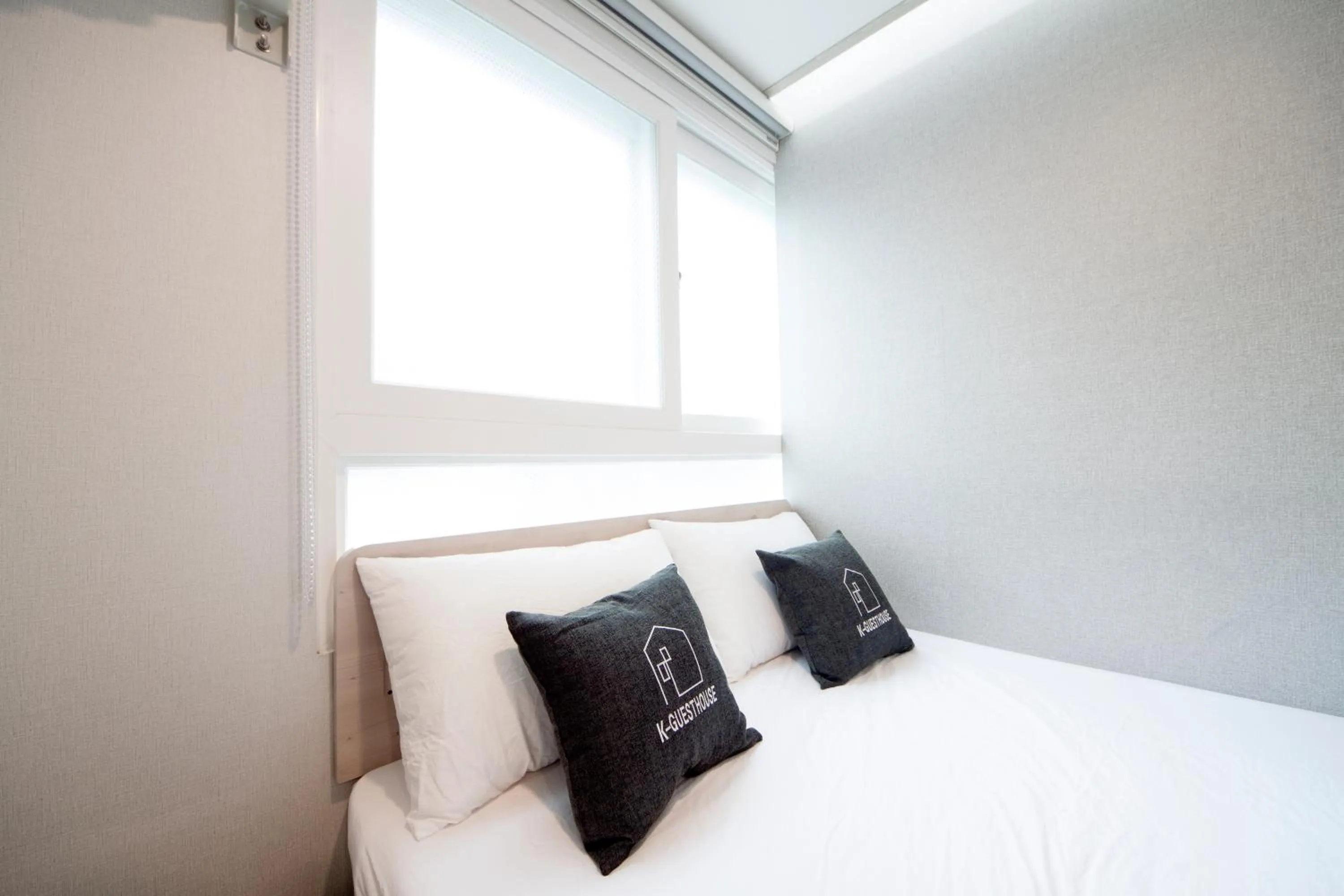 Bedroom, Bed in K-Grand Hotel Seoul