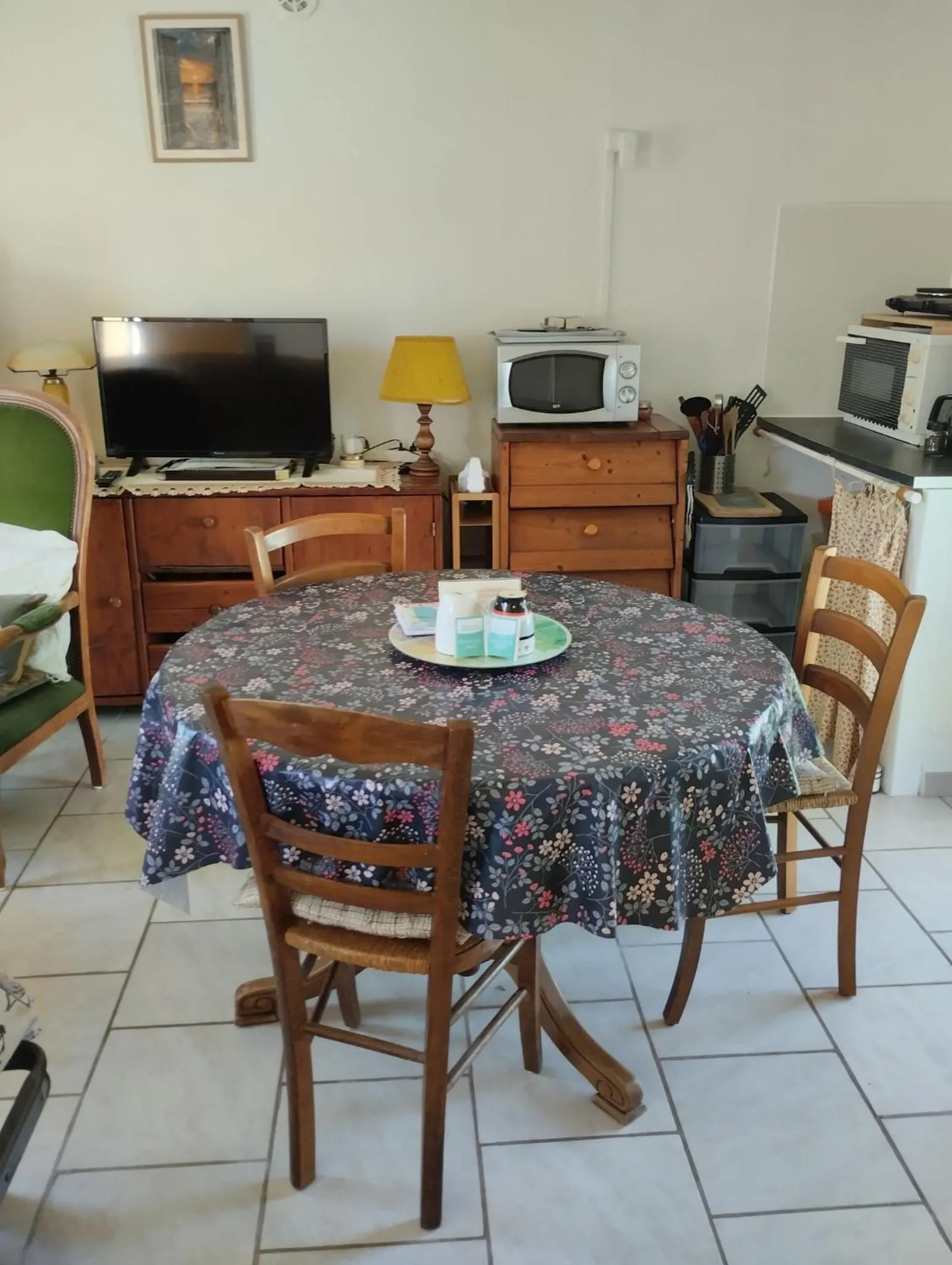 TV and multimedia in Ty Kozh De L'aber