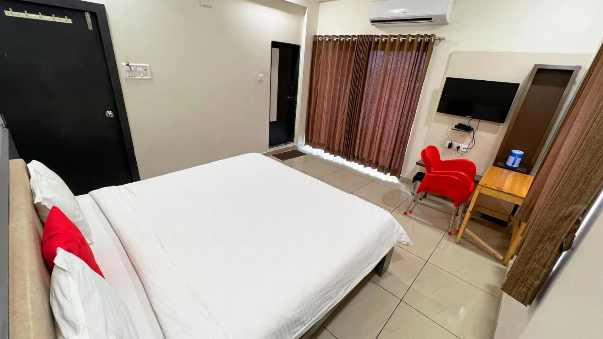 Bed in The Gir Harmony Hotel