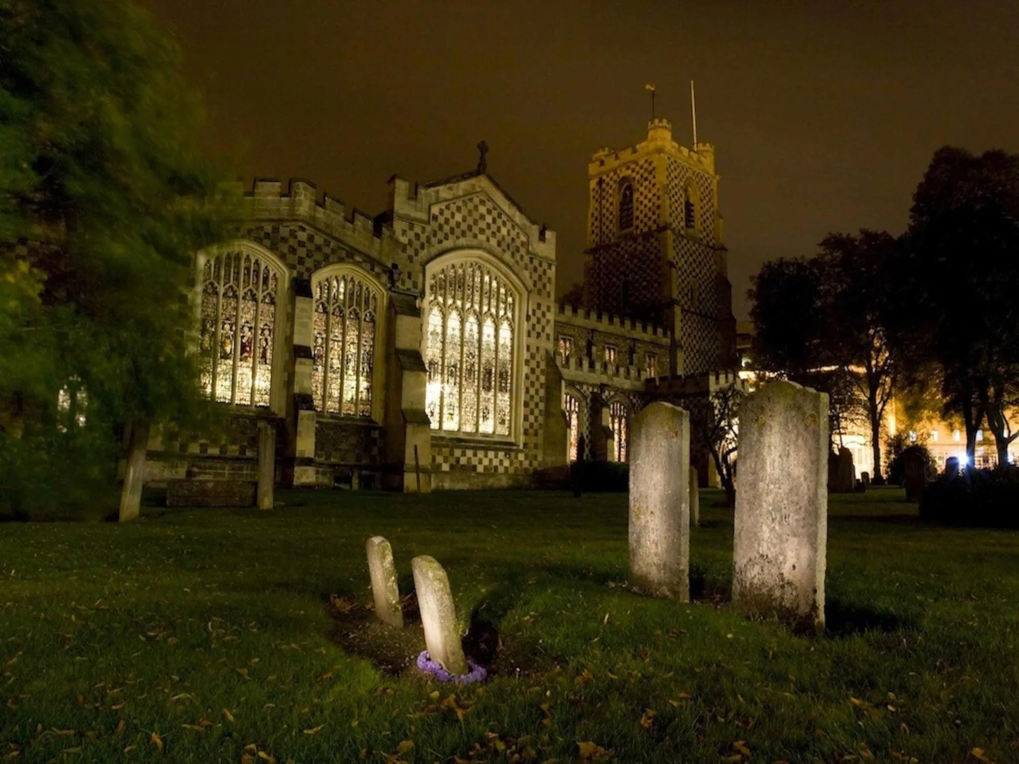 Off site in Hastings House - Modern 2 Bedroom House in Central Luton & Near Airport