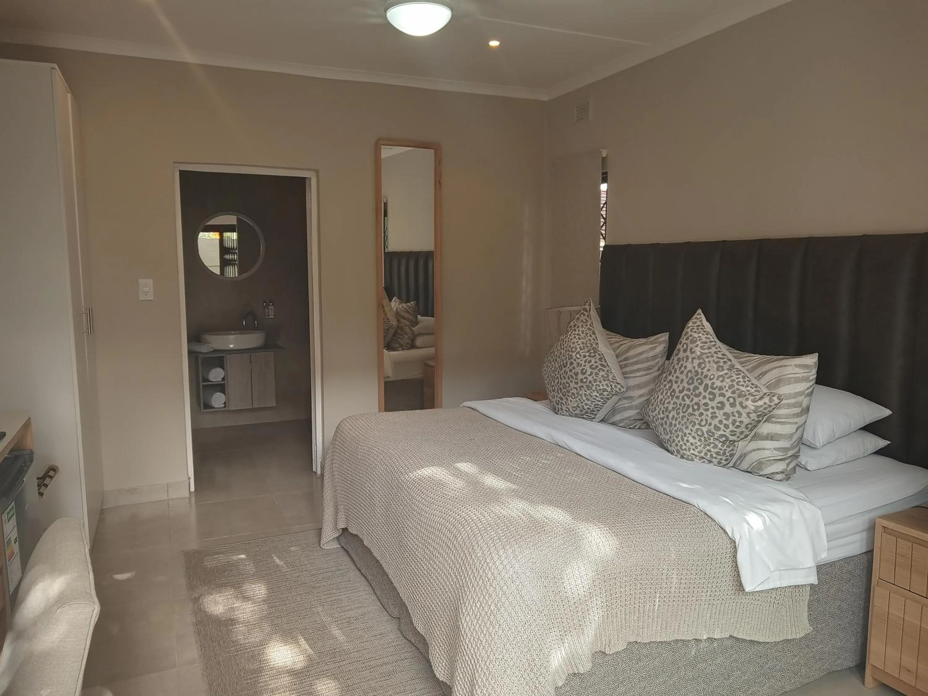 Bed in Tropical Beach Boutique Guesthouse