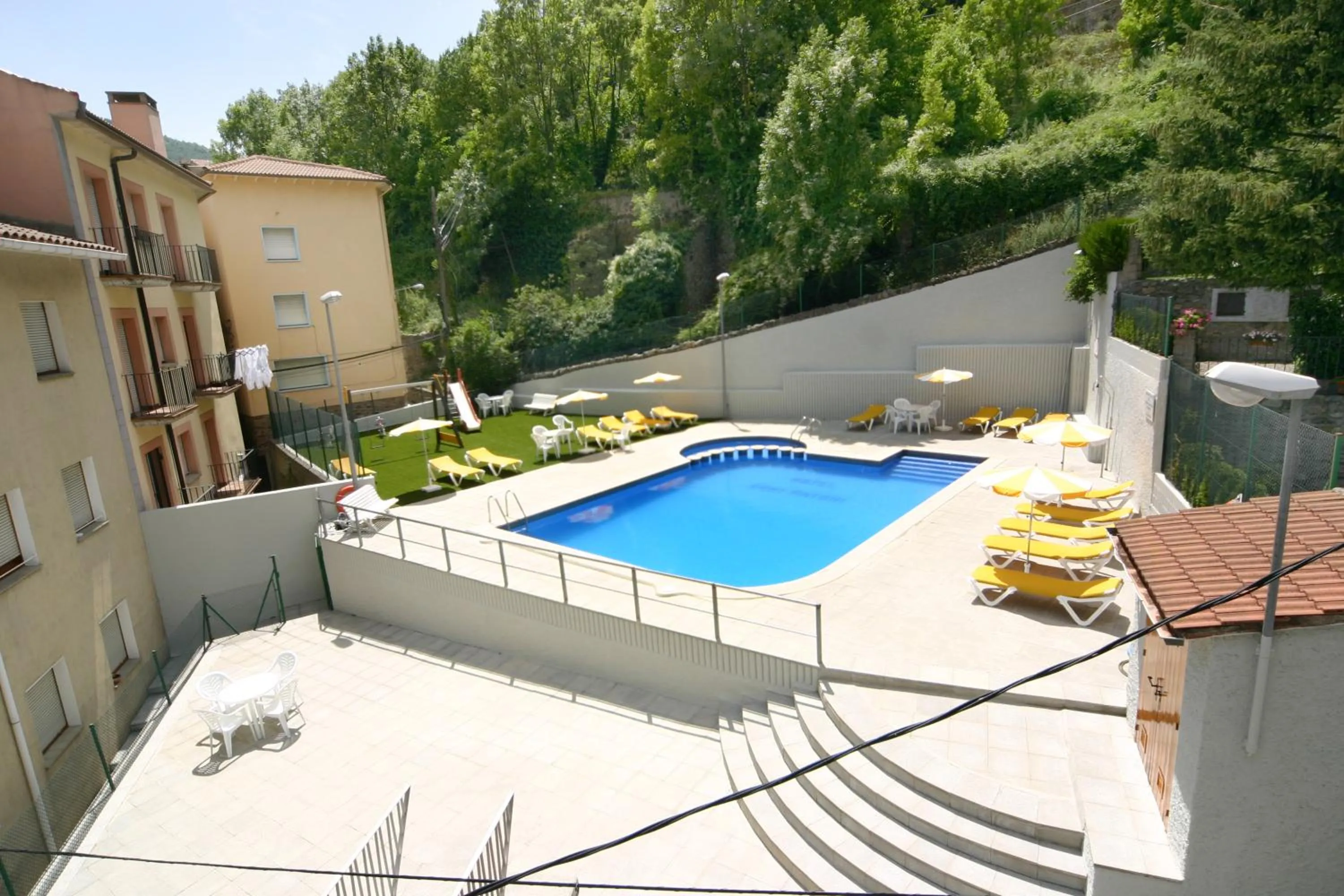 Swimming pool in Hotel Sant Antoni