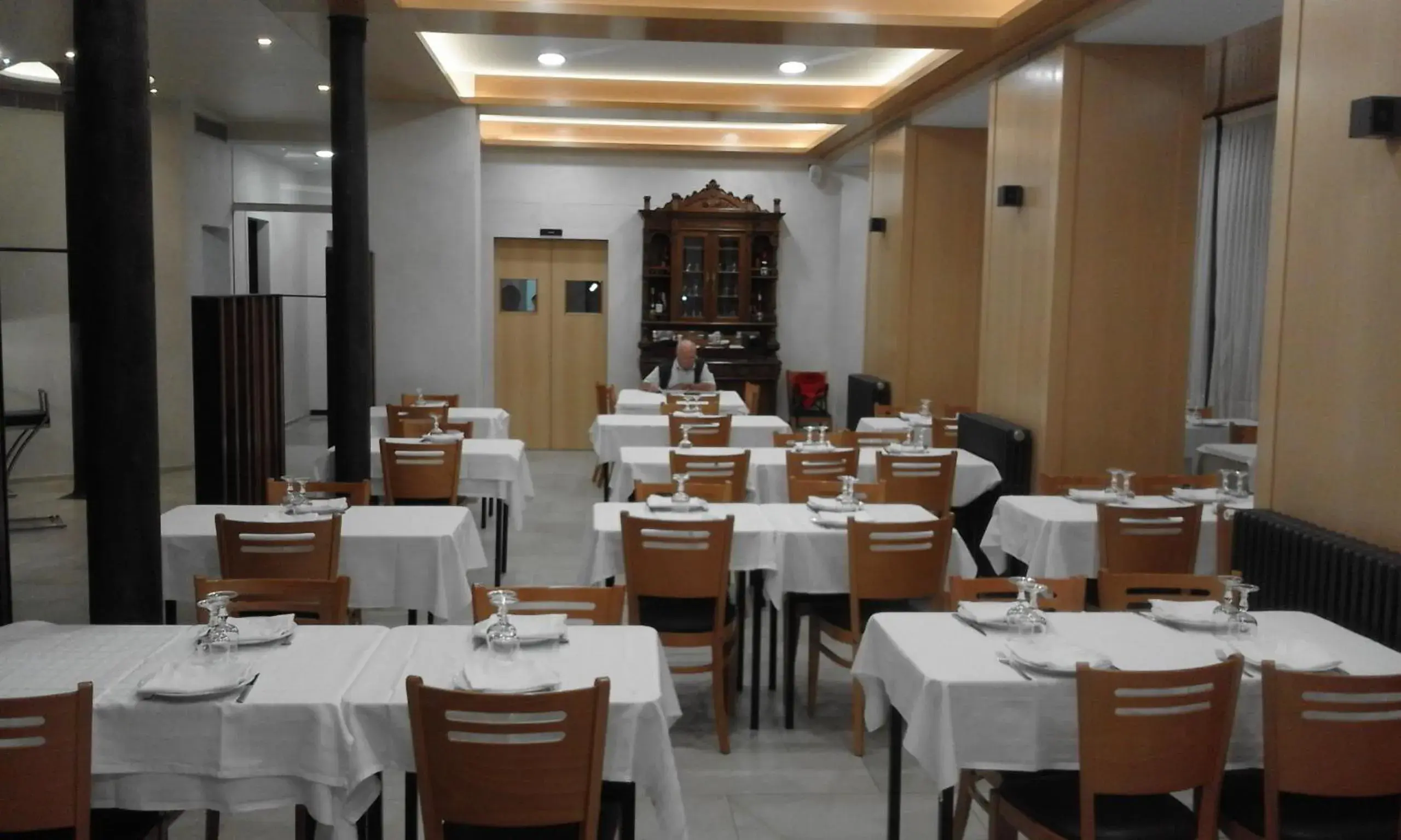 Restaurant/places to eat in Hotel Sant Antoni Restaurant/places to eat in Hotel Sant Antoni
