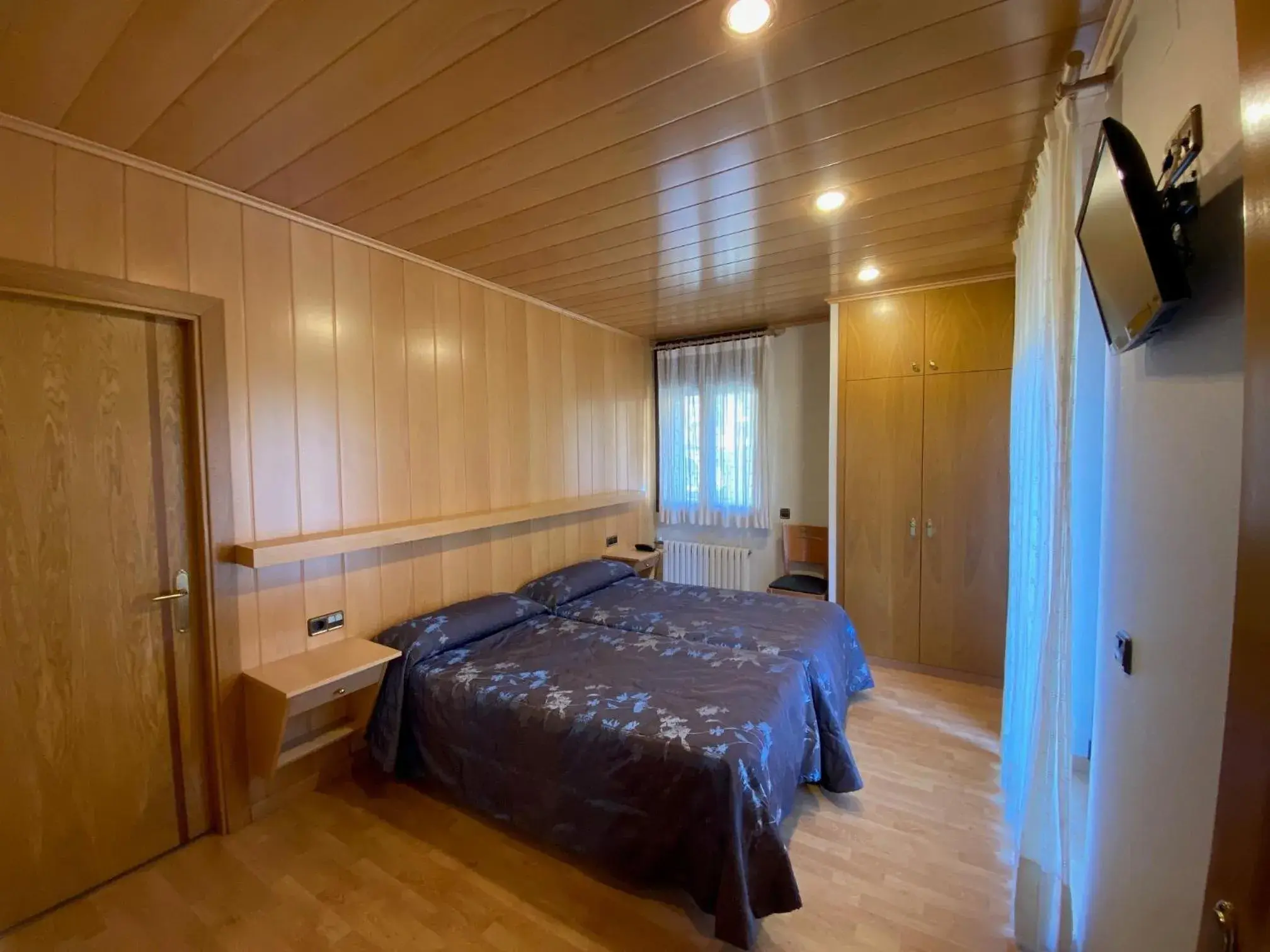 Double Room in Hotel Sant Antoni Double Room in Hotel Sant Antoni