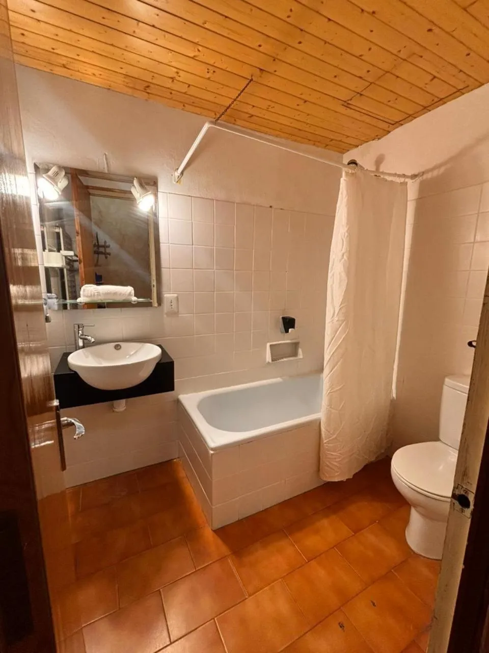 Bathroom in Hotel Prats