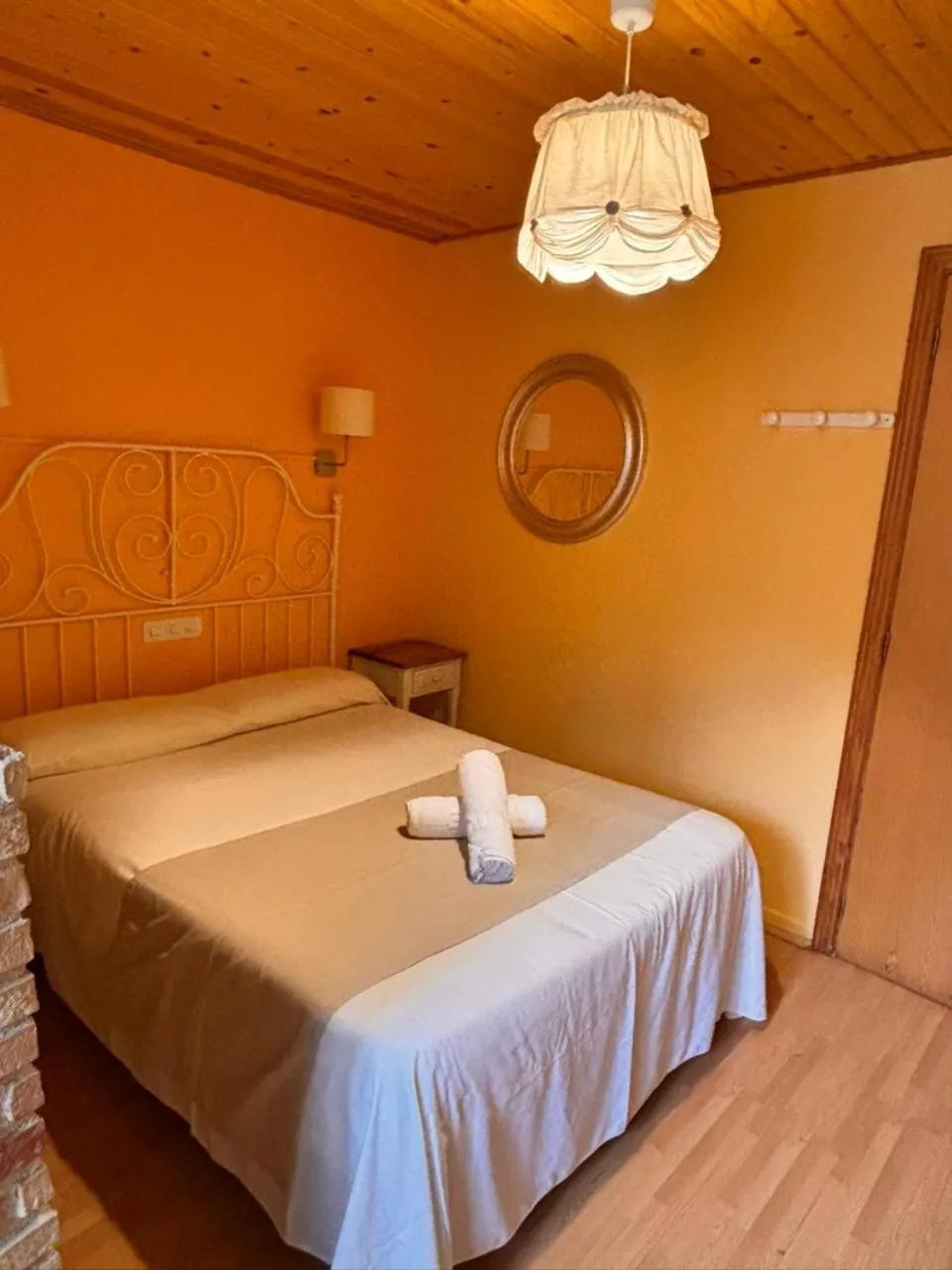 Bedroom, Bed in Hotel Prats