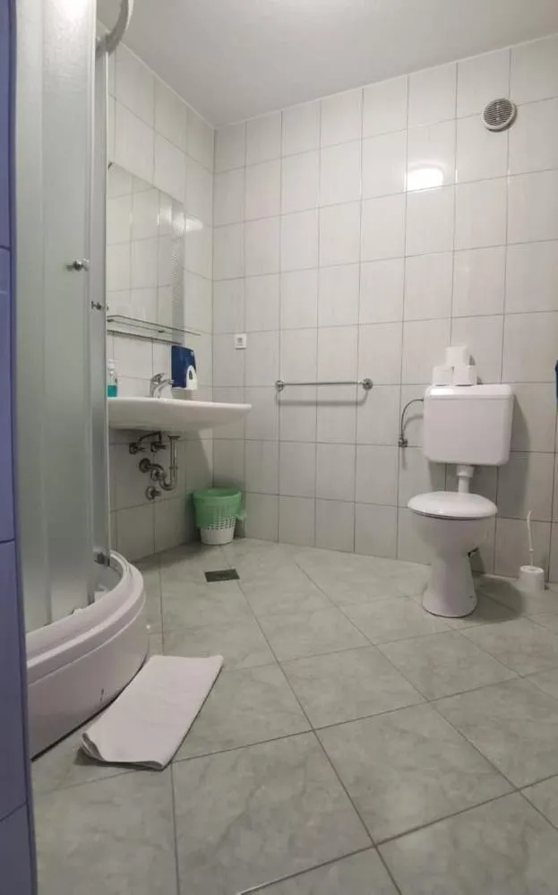 Toilet in Rooms M&Z