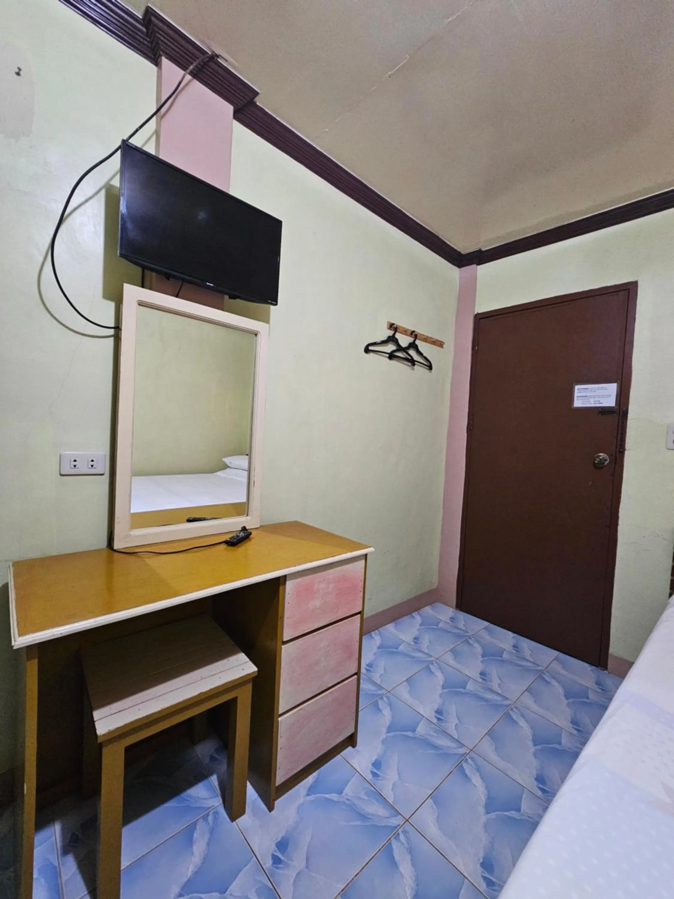 Bed in Bohol Sea Breeze Cottages and Resort