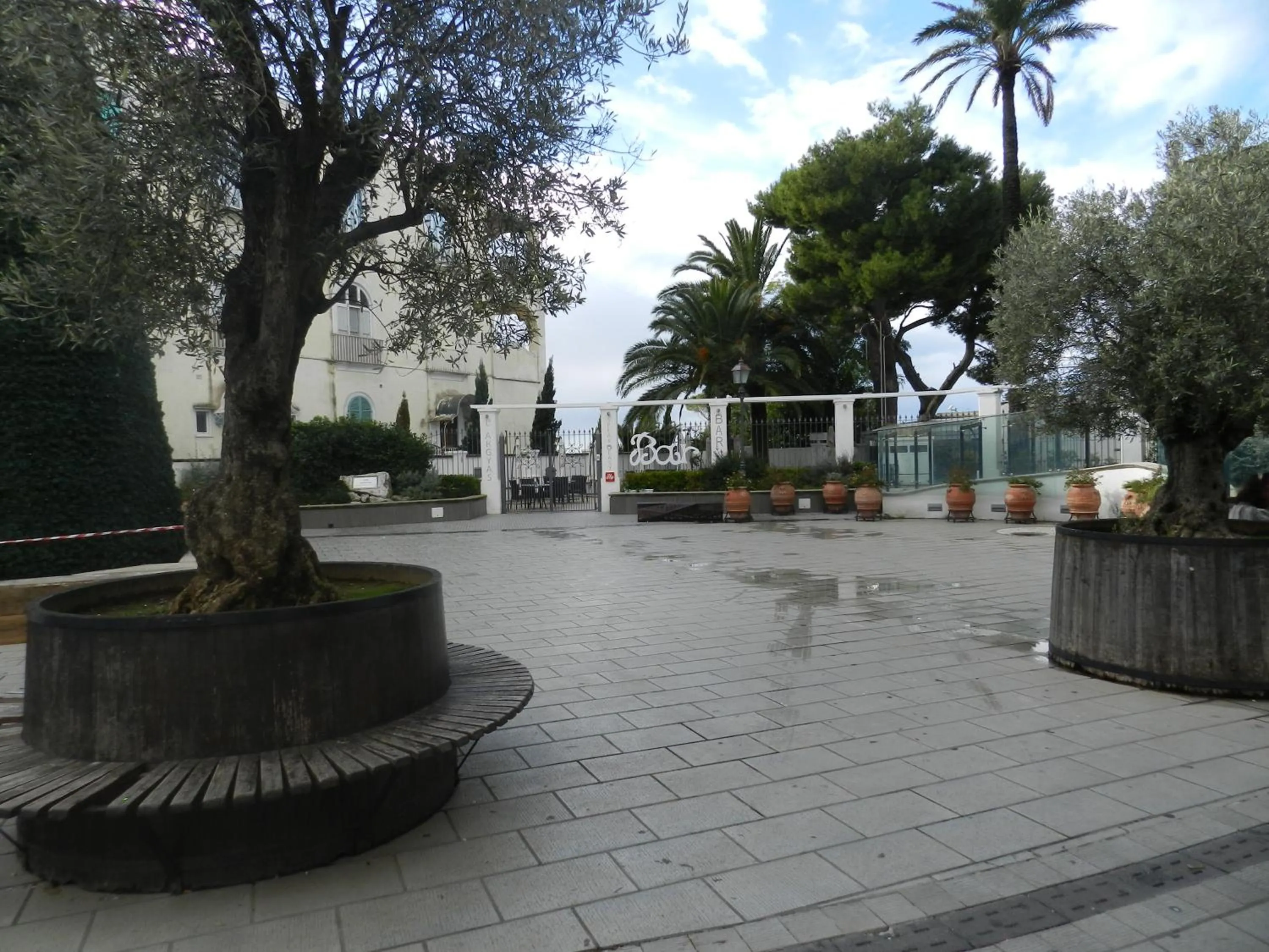 Neighbourhood in Capri Dreaming