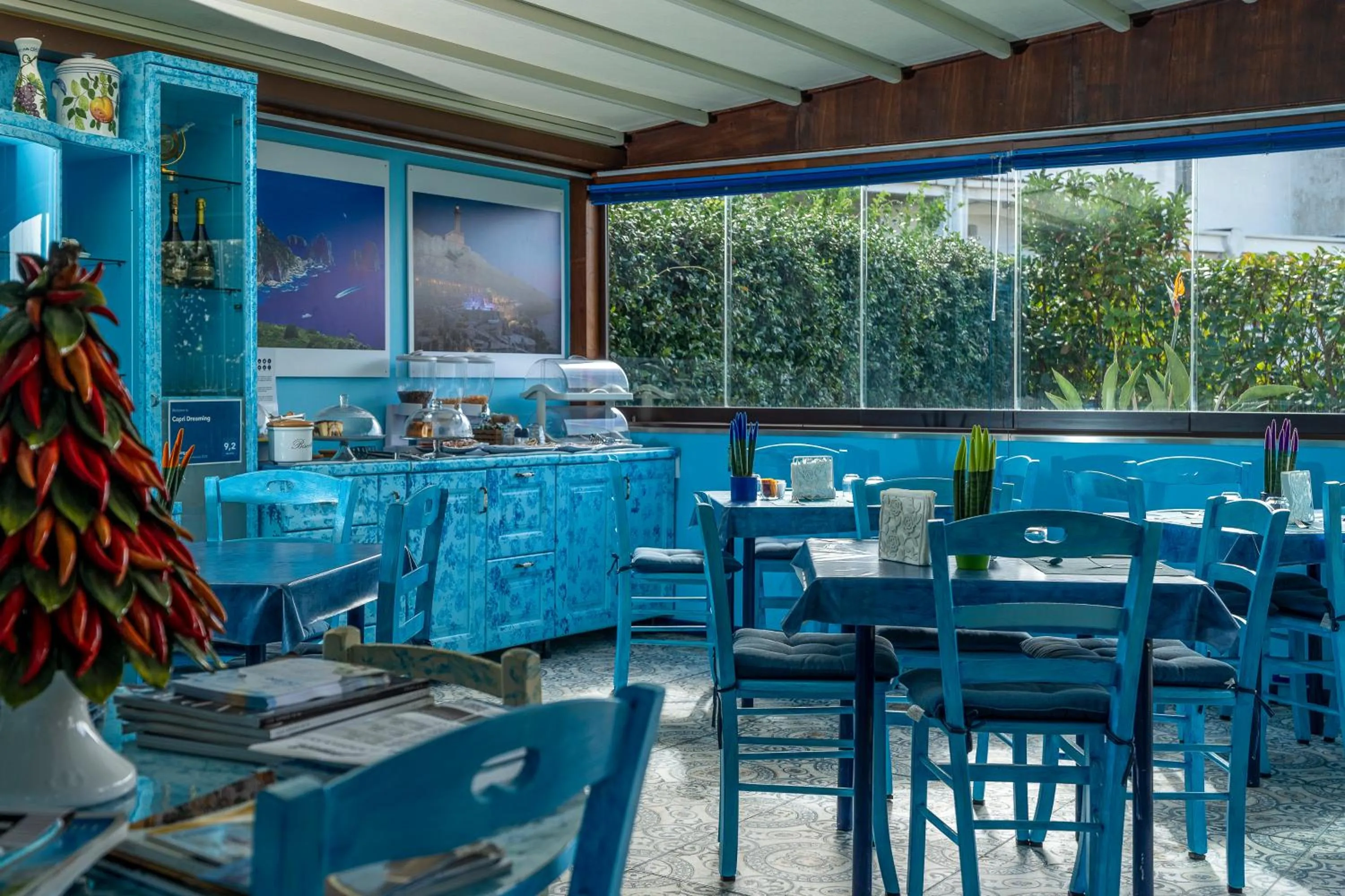 Breakfast in Capri Dreaming