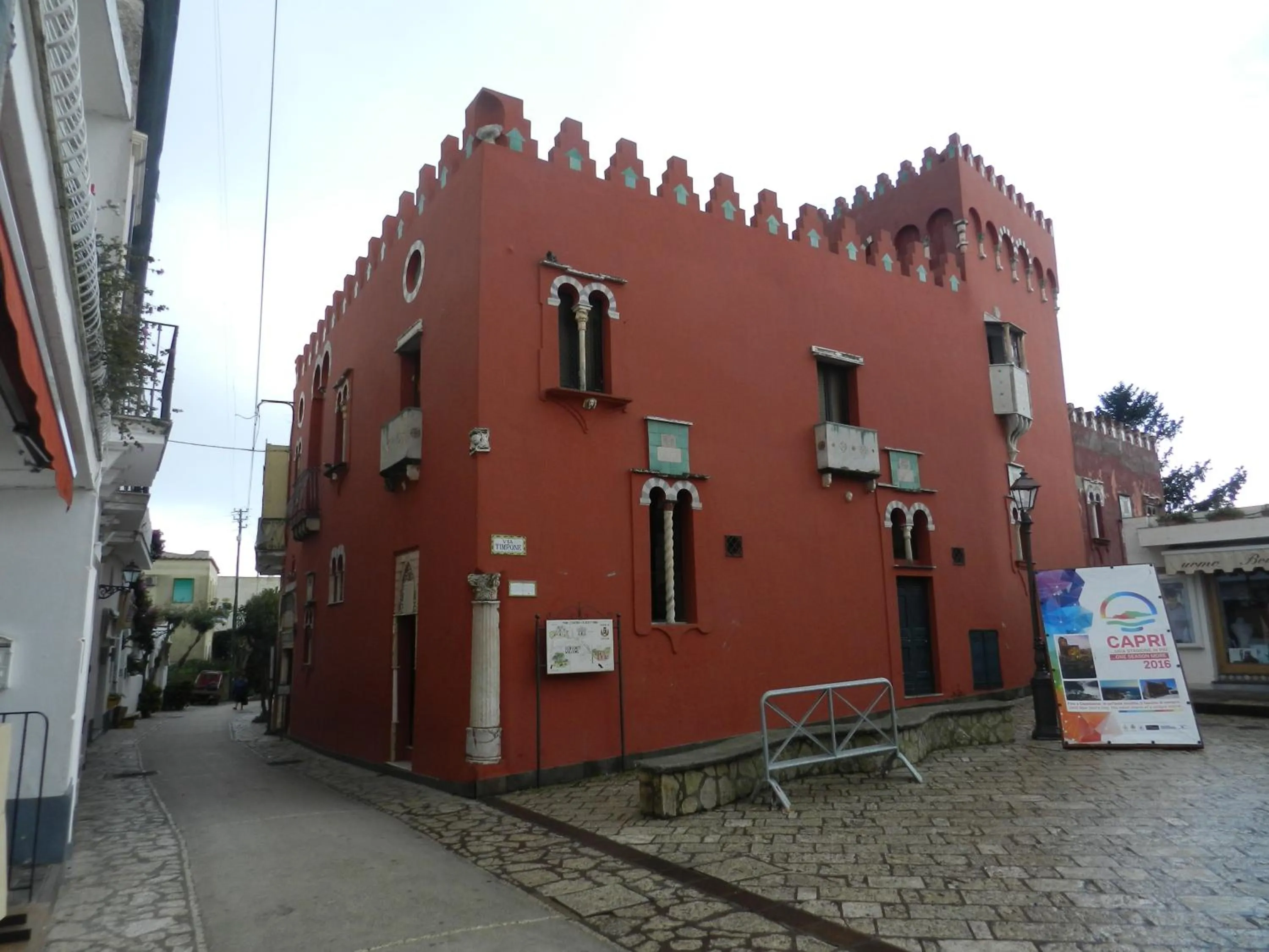 Nearby landmark in Capri Dreaming