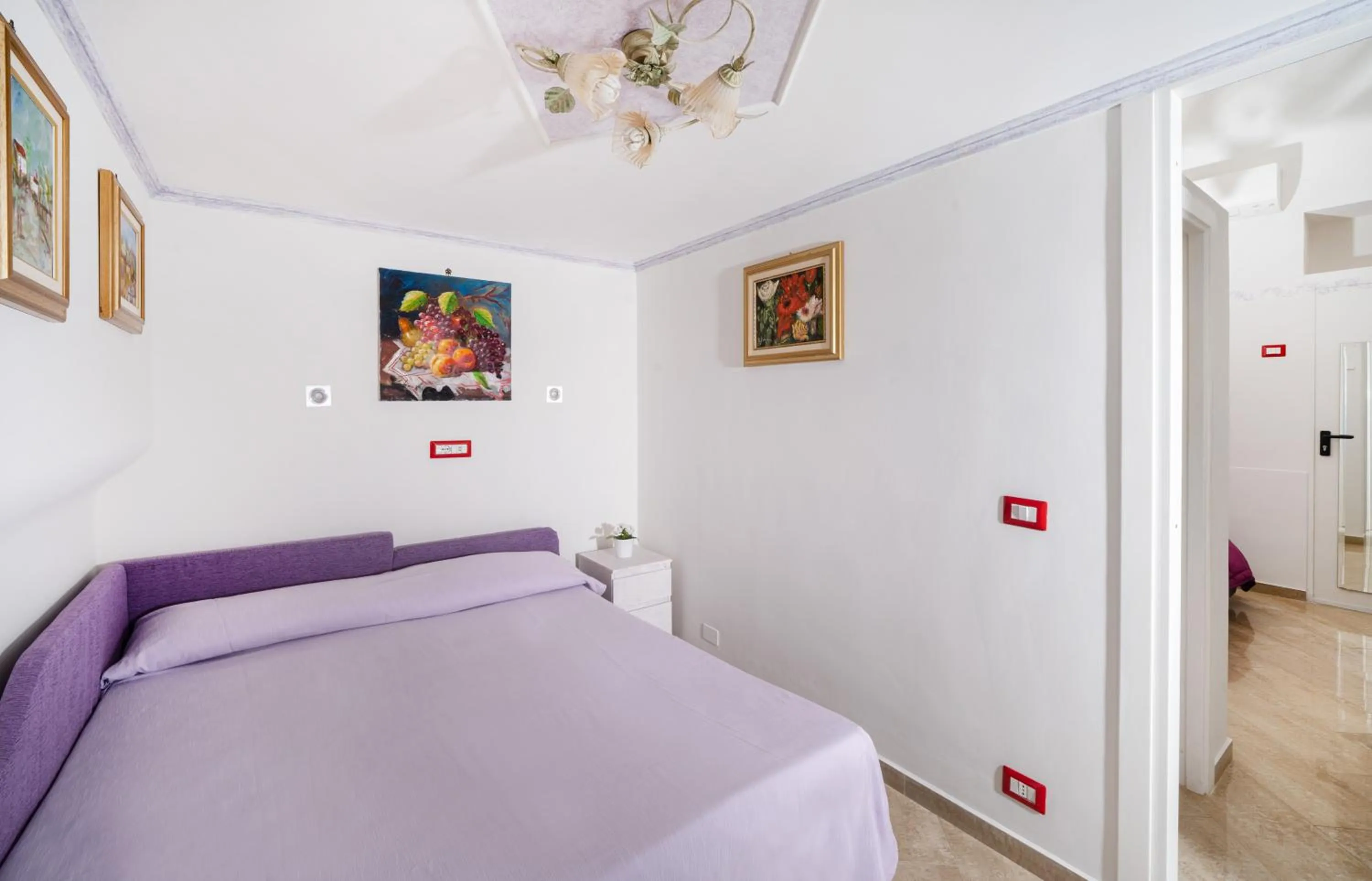 Photo of the whole room, Bed in Capri Dreaming