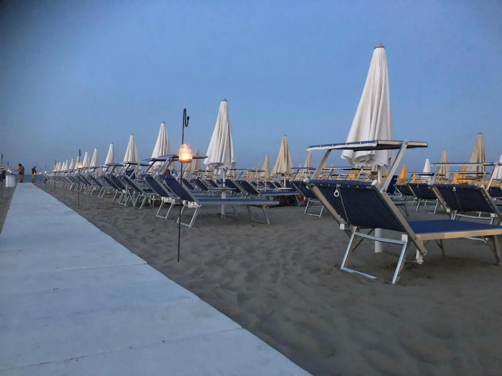Beach in Hotel Donatella Pinarella