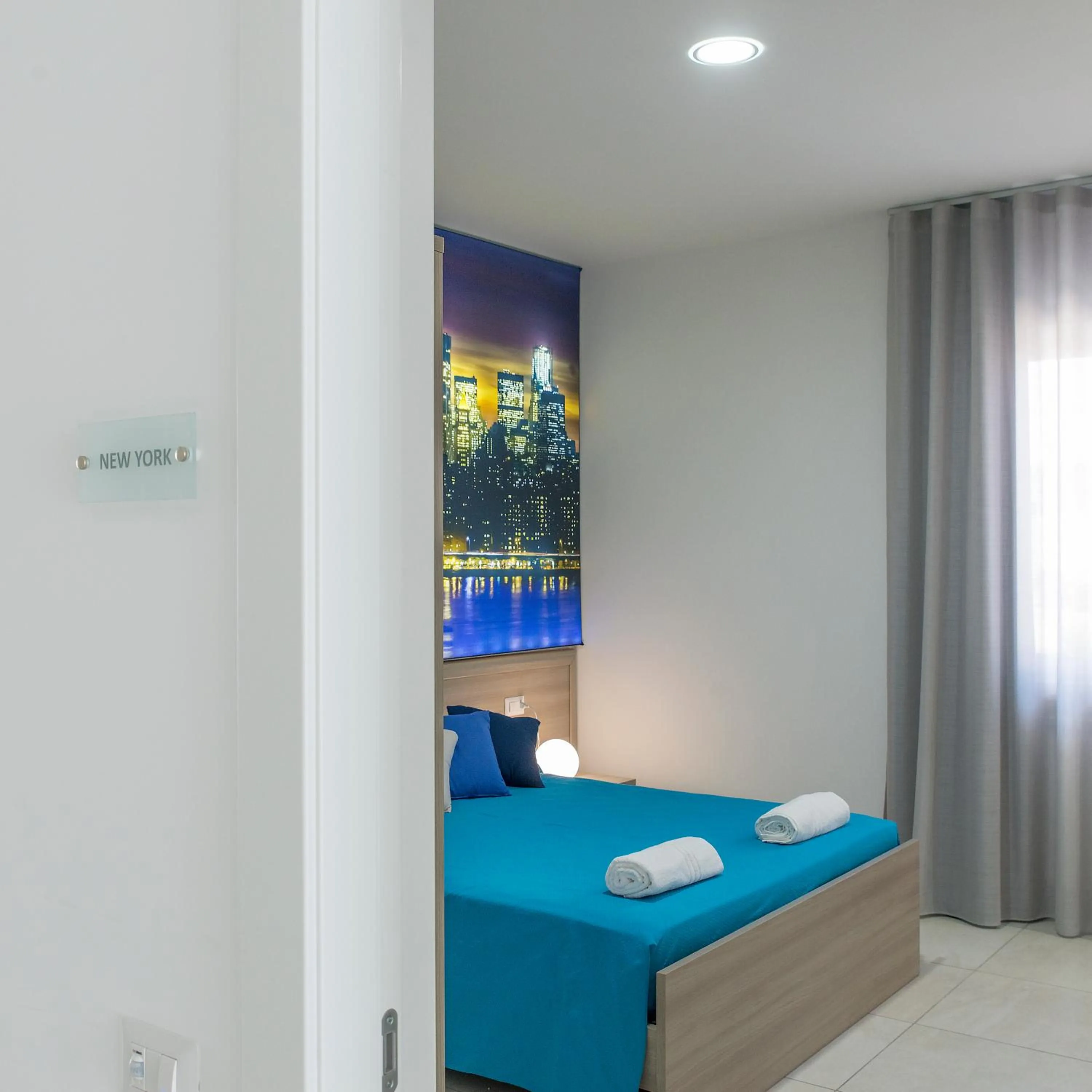 Bedroom, Bed in Hotel America