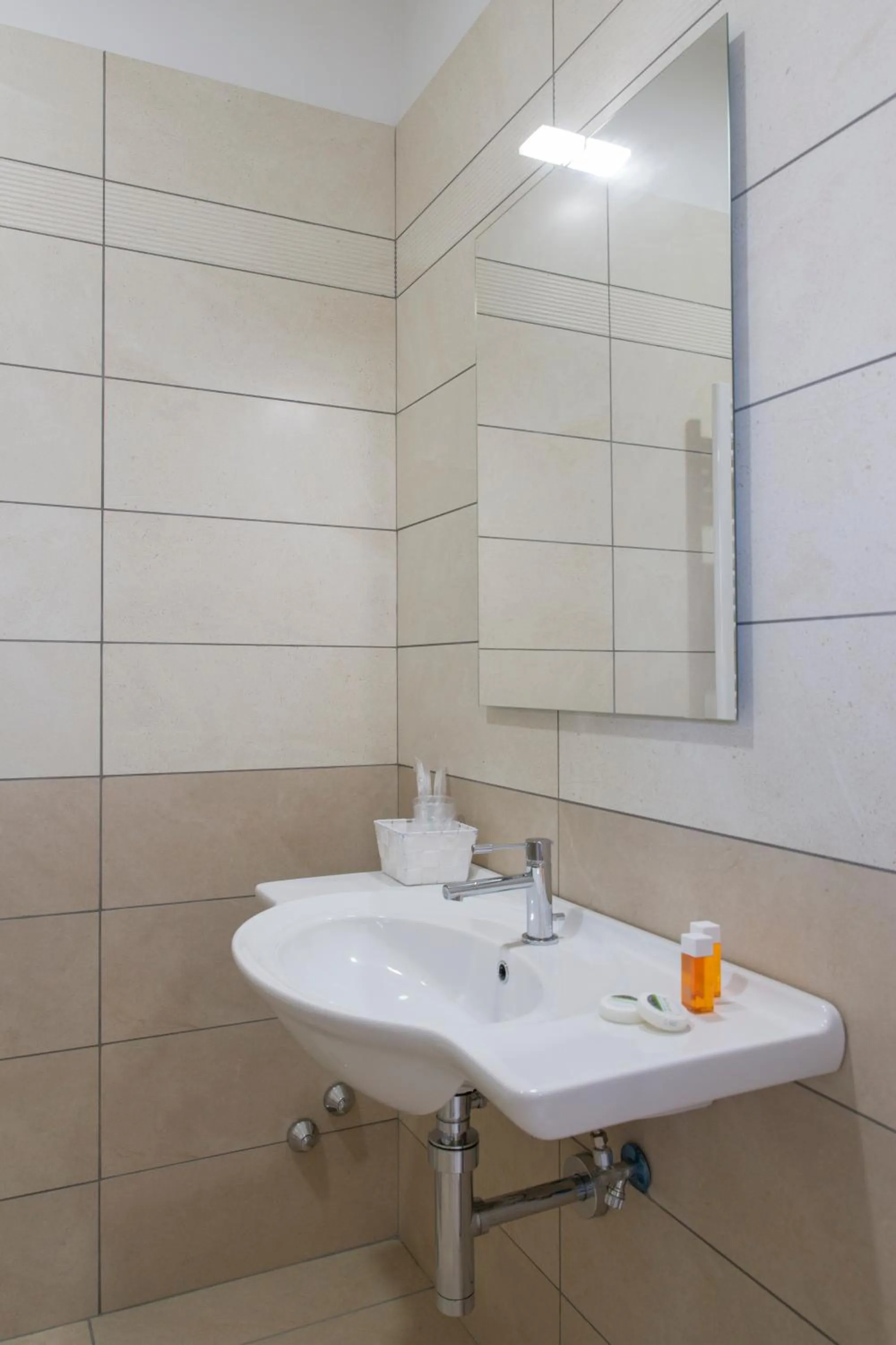 Bathroom in Hotel America