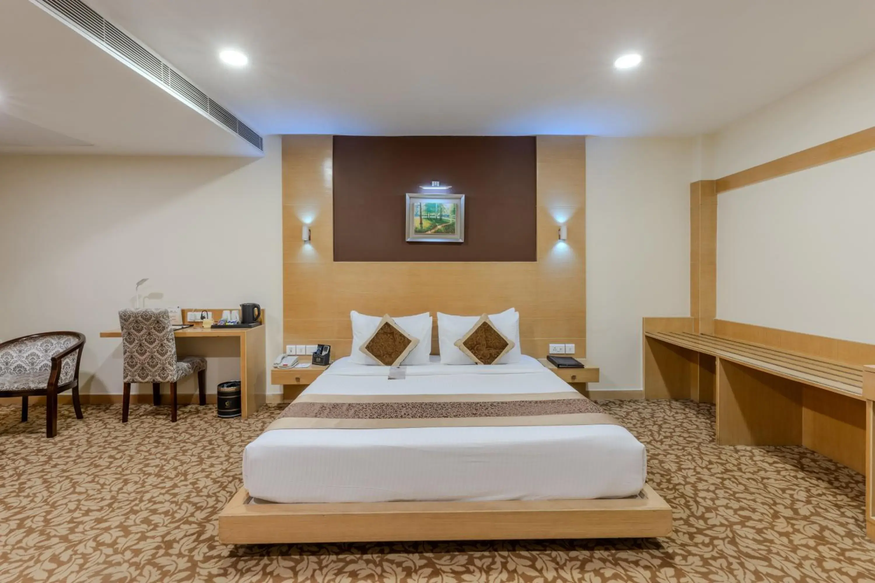 Deluxe Room , 20% off on FnB, and Spa in Hotel Patliputra Continental Deluxe Room , 20% off on FnB, and Spa in Hotel Patliputra Continental