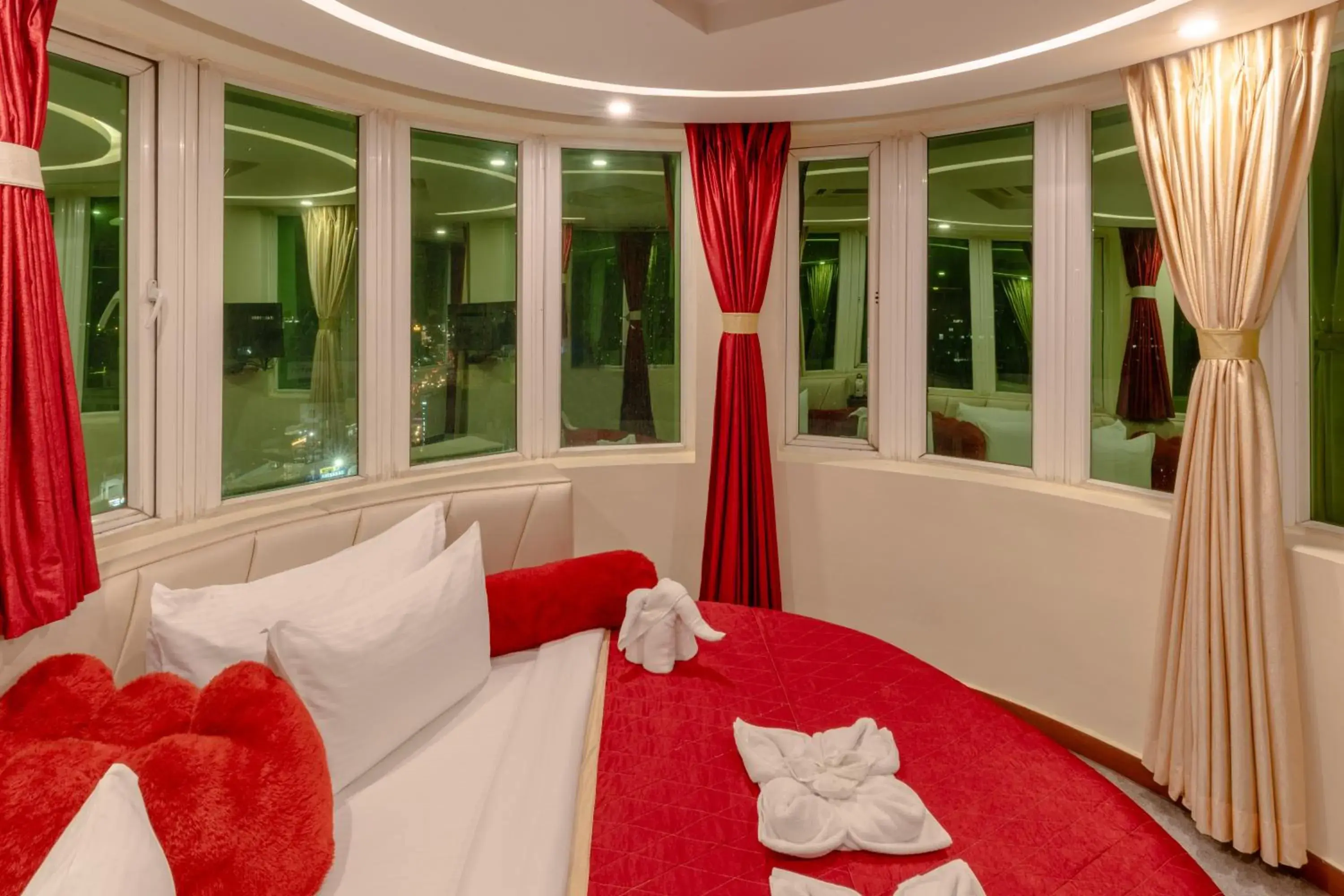 Tower Suite in Hotel Patliputra Continental Tower Suite in Hotel Patliputra Continental