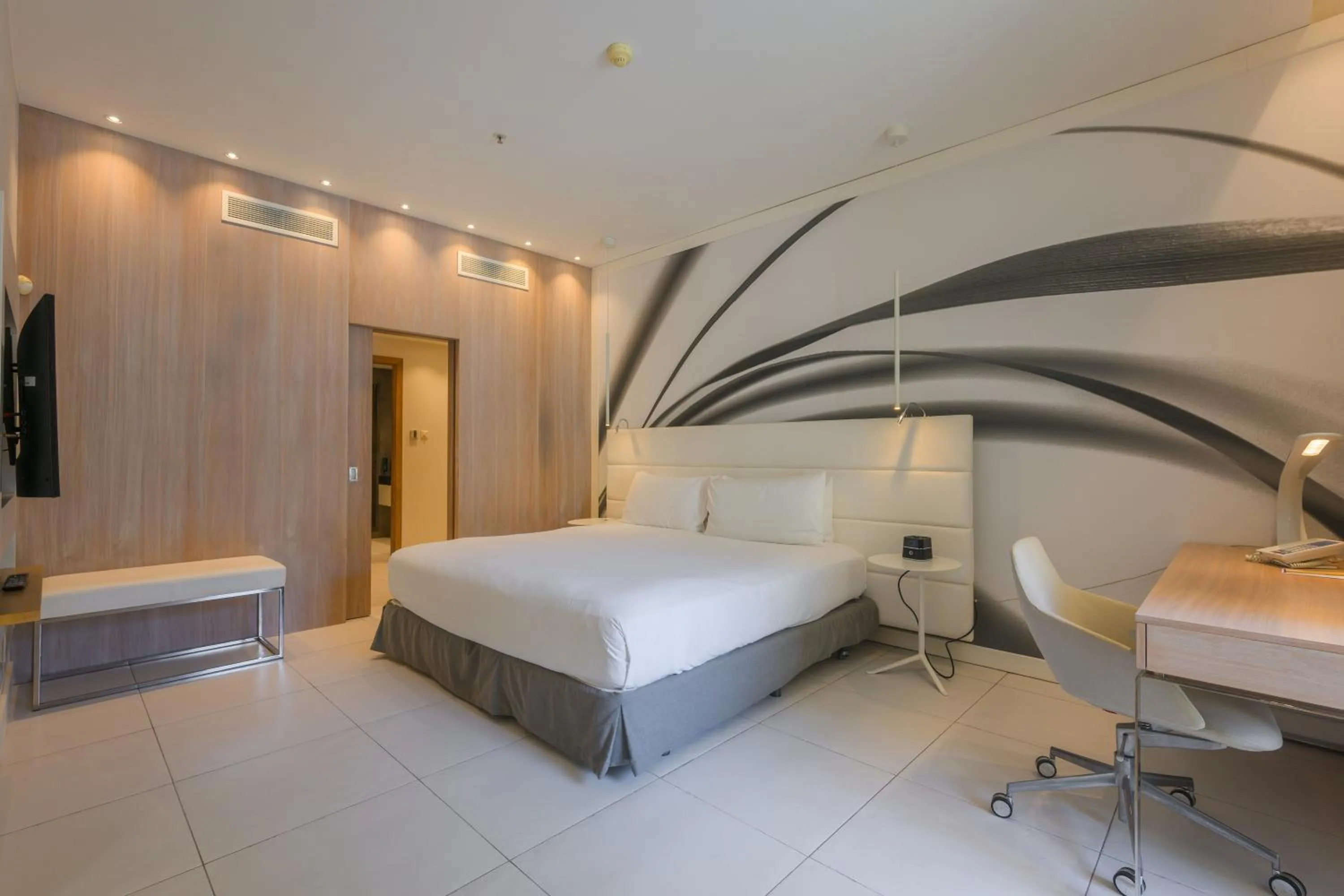 Bedroom, Bed in Hilton Malta