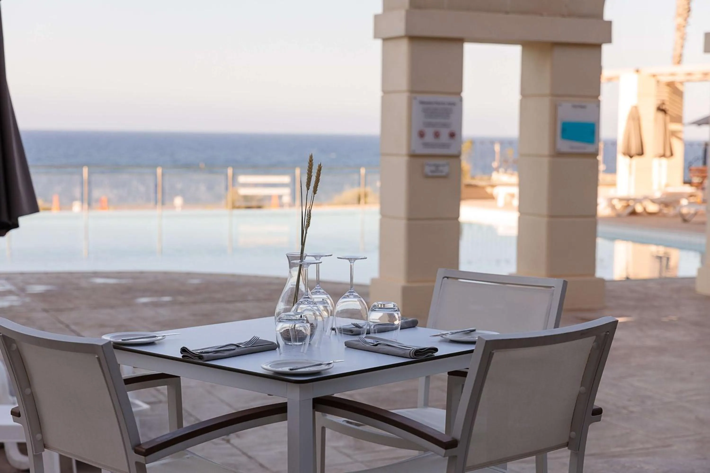 Restaurant/places to eat in Hilton Malta