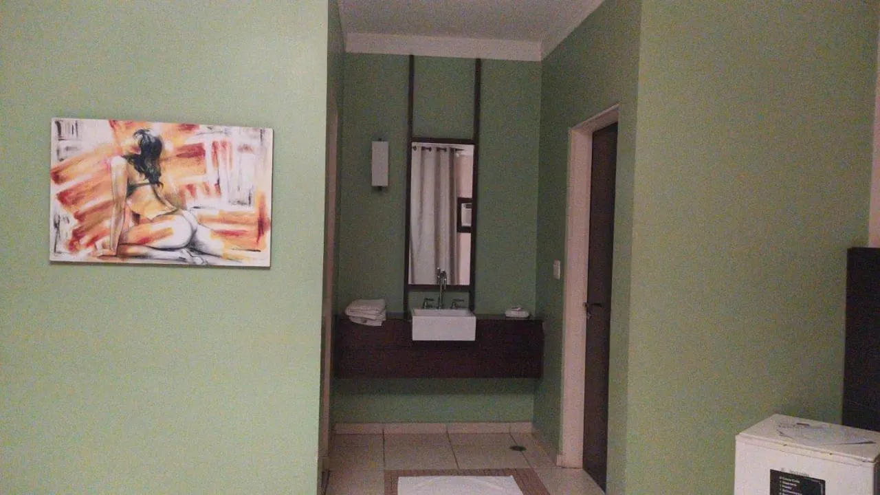 Movie Inn Motel e Hospedagem