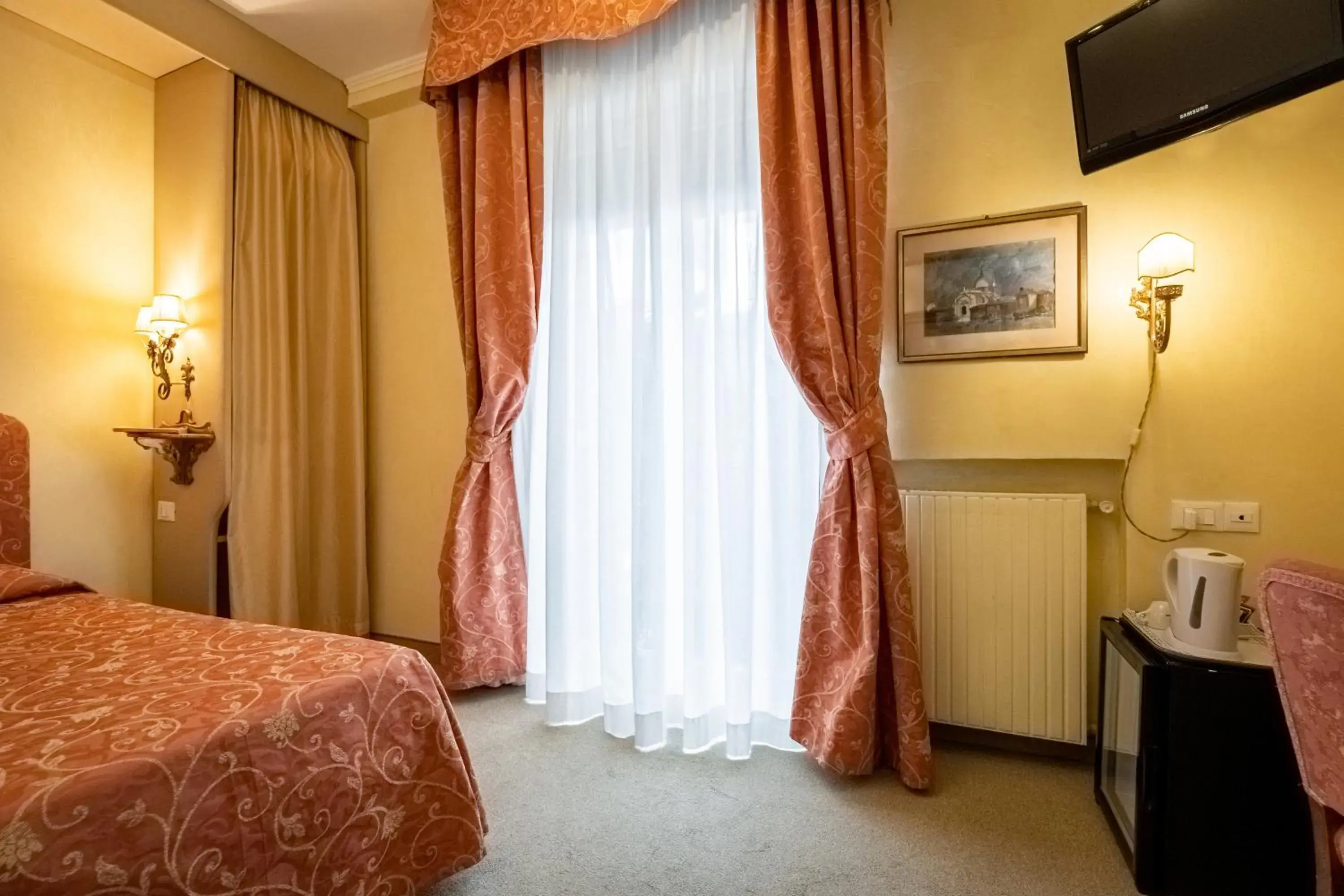 Photo of the whole room, Bed in Hotel Rigel Photo of the whole room, Bed in Hotel Rigel