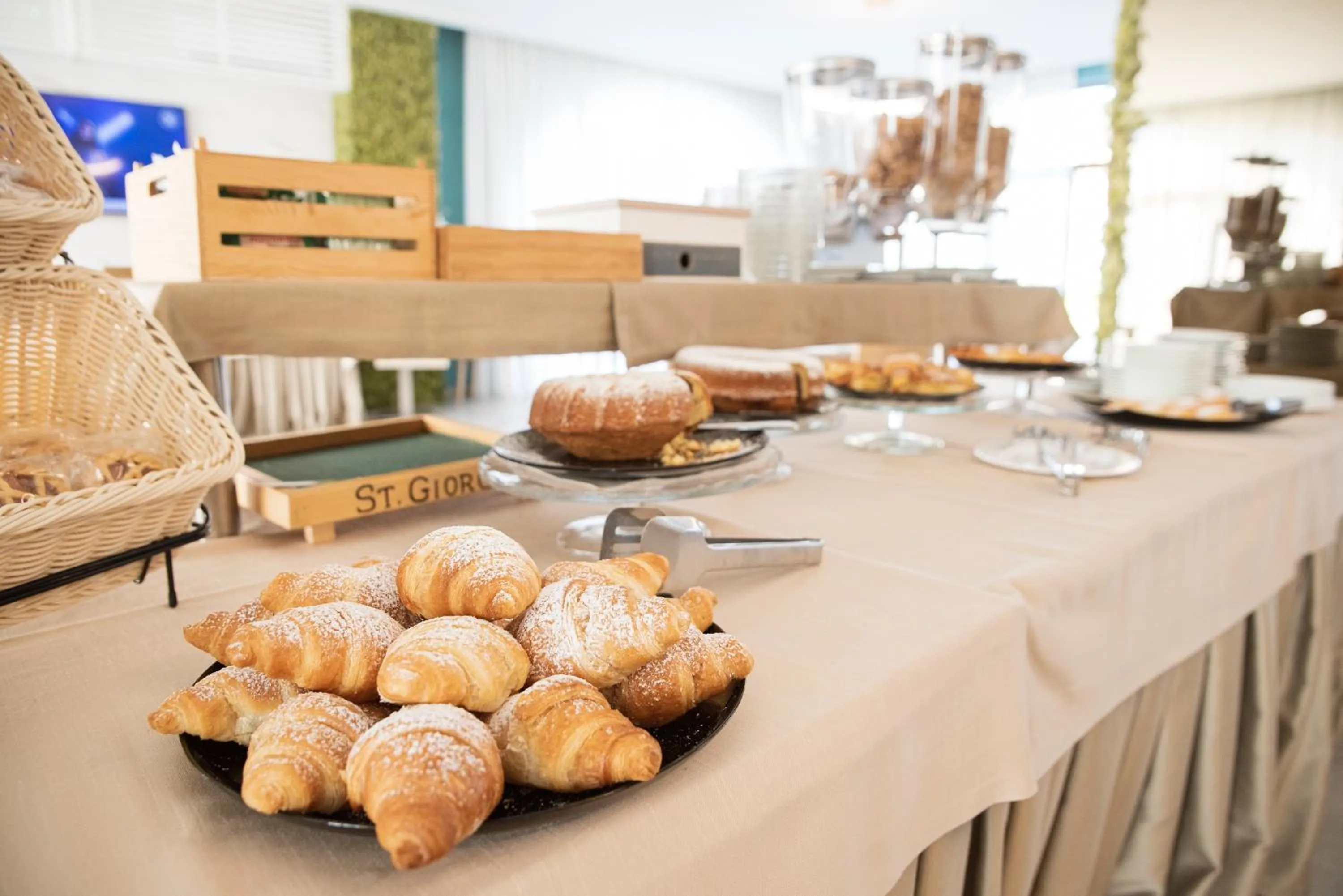 Continental breakfast in Hotel St. Giorgio