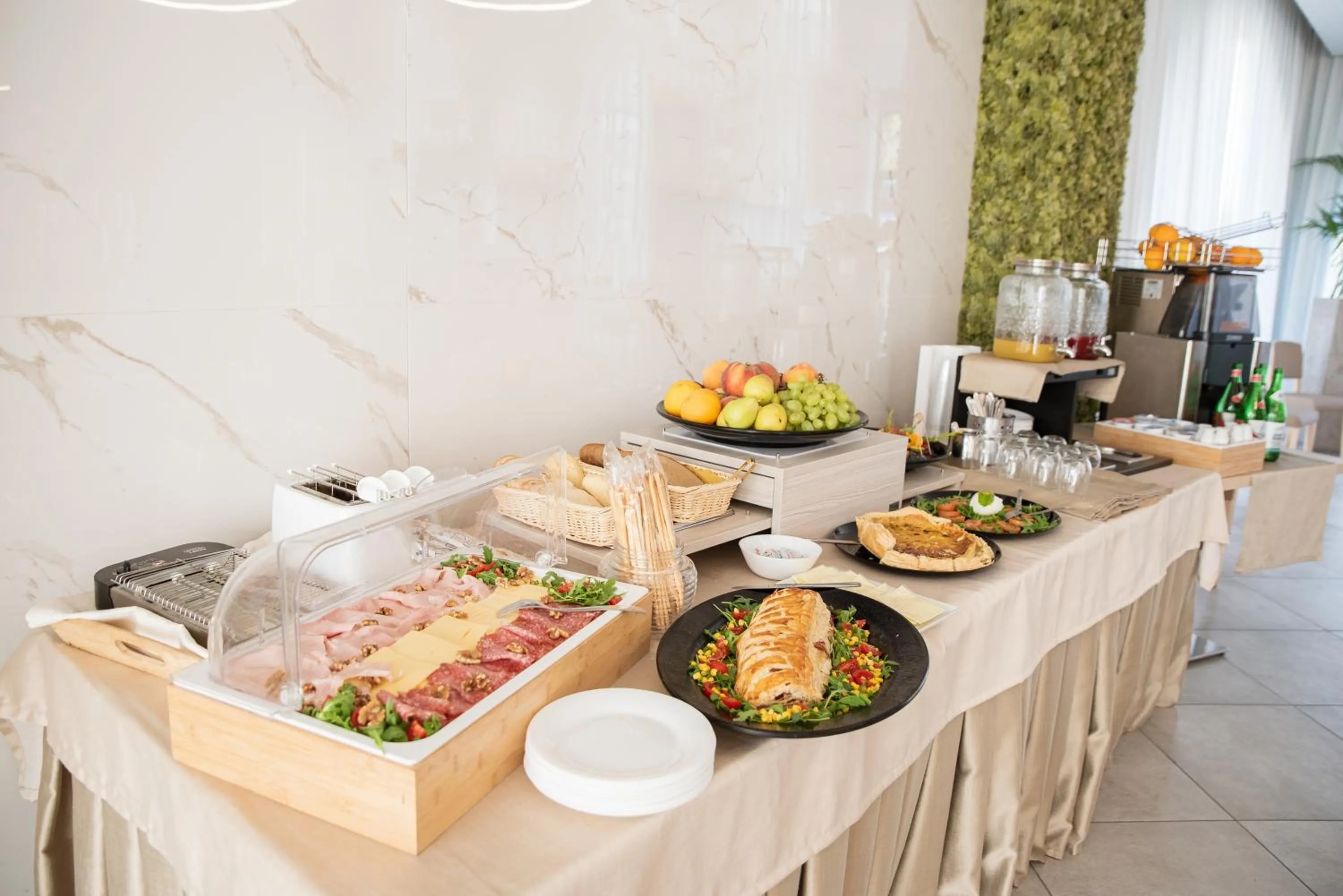 Buffet breakfast in Hotel St. Giorgio