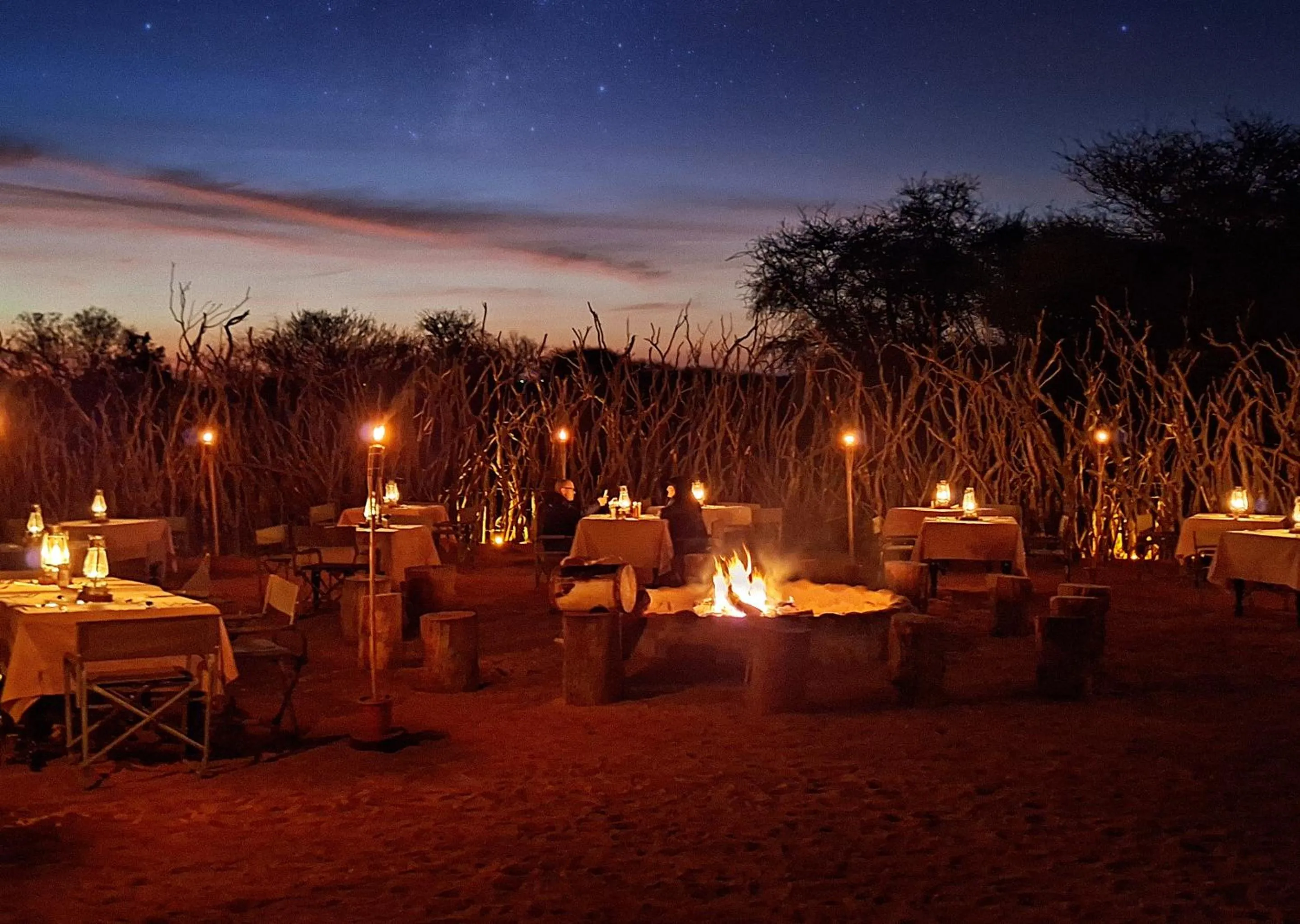 Night in Finfoot Lake Reserve by Dream Resorts