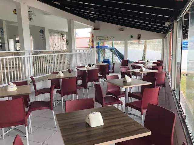 Restaurant/places to eat in Recanto Da Val