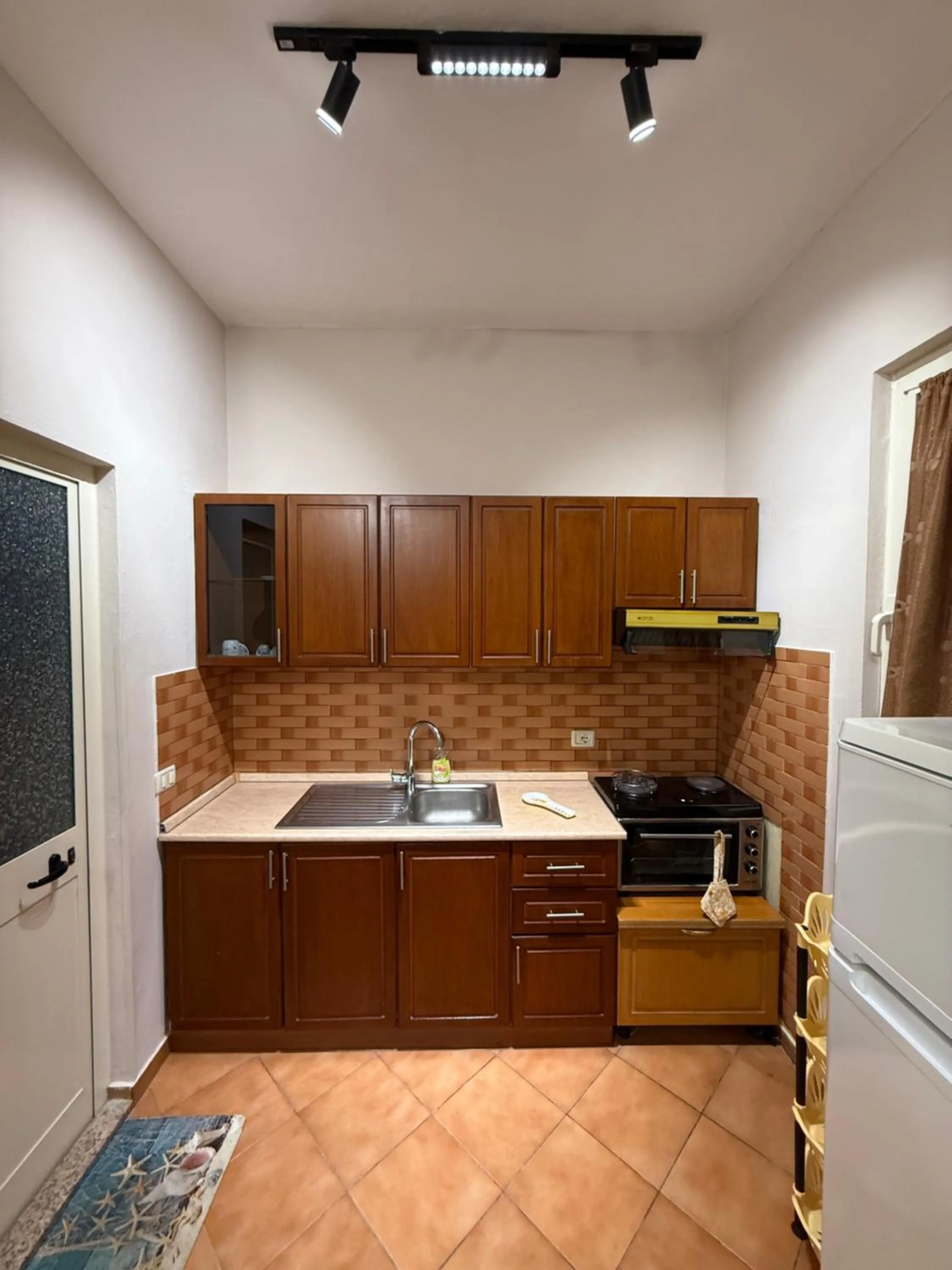 Kitchen or kitchenette in Guroal Holiday House