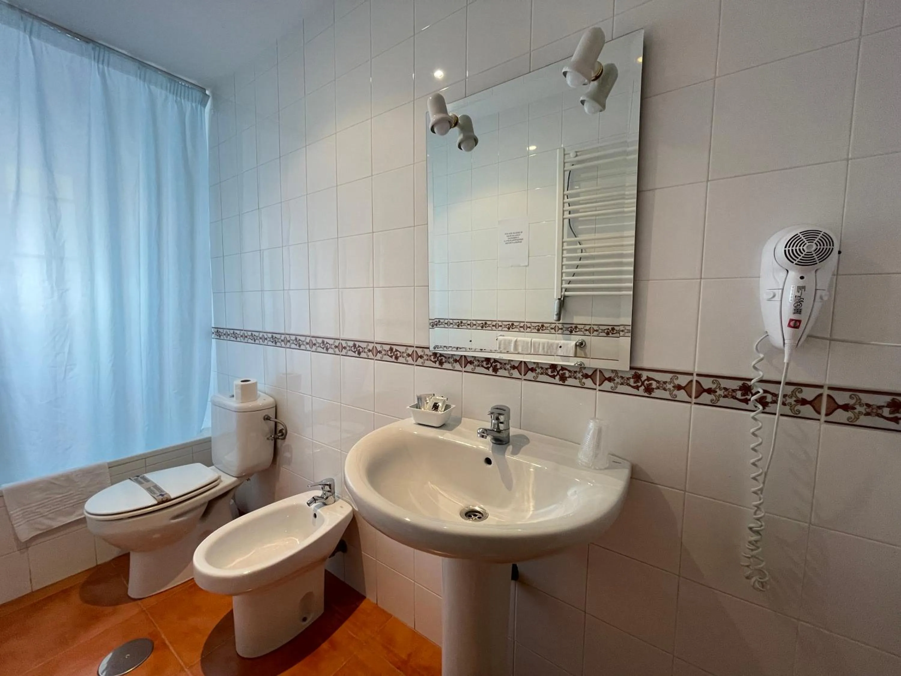 Bathroom in Quéntar Hotel Rural