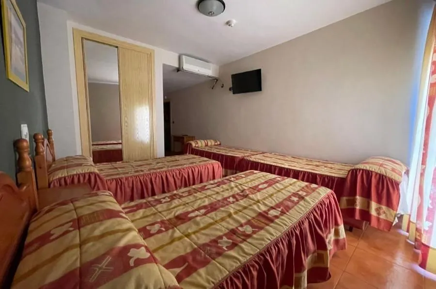 Photo of the whole room, Bed in Quéntar Hotel Rural