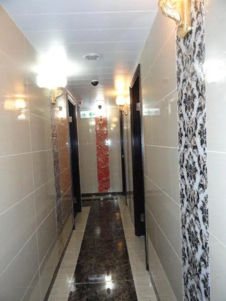 City HK Guest House 24 HOUR RECEPTION Block D & E 10TH FLOOR