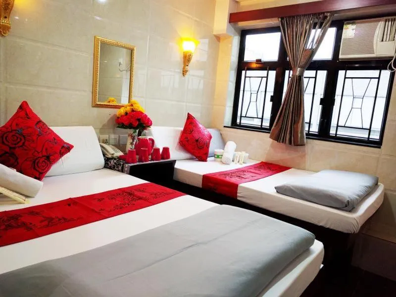 Bed in City HK Guest House 24 HOUR RECEPTION Block D & E 10TH FLOOR