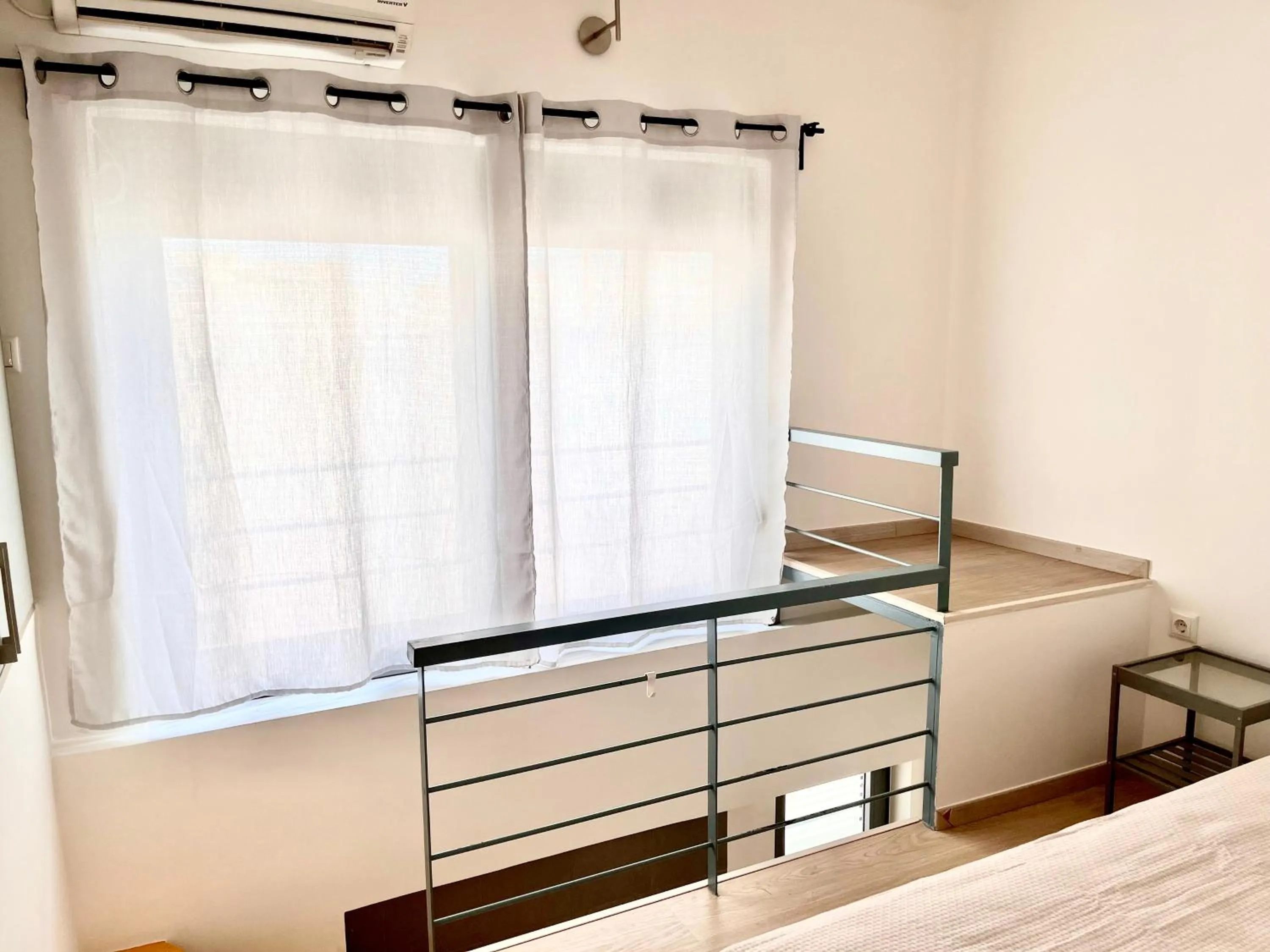 Decorative detail, Bed in Elvita Apartments