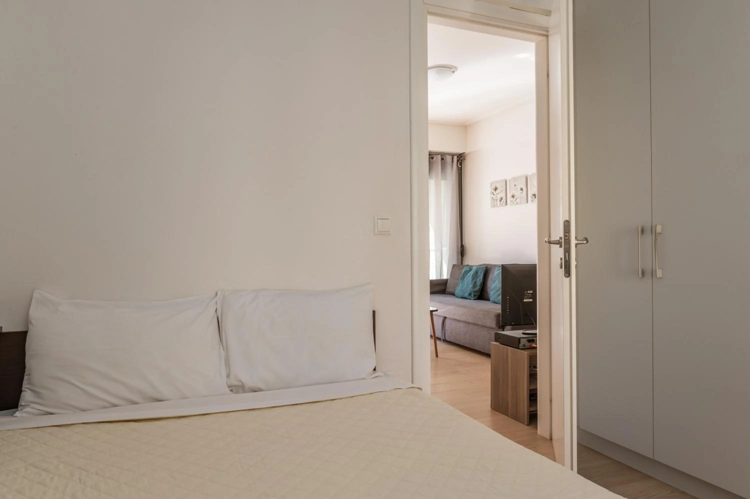 Bedroom, Bed in Elvita Apartments