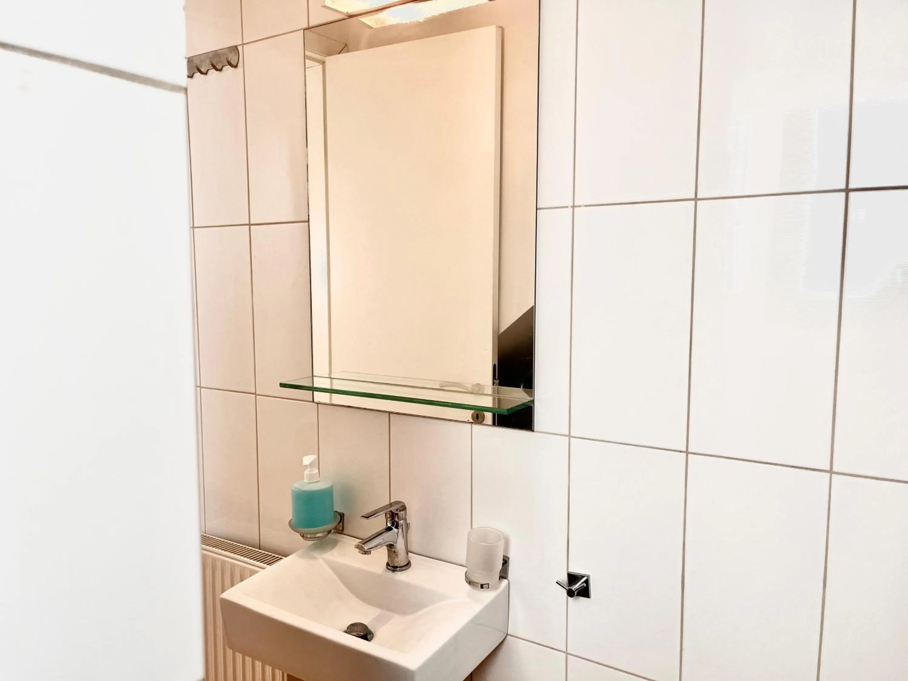 Bathroom in Elvita Apartments