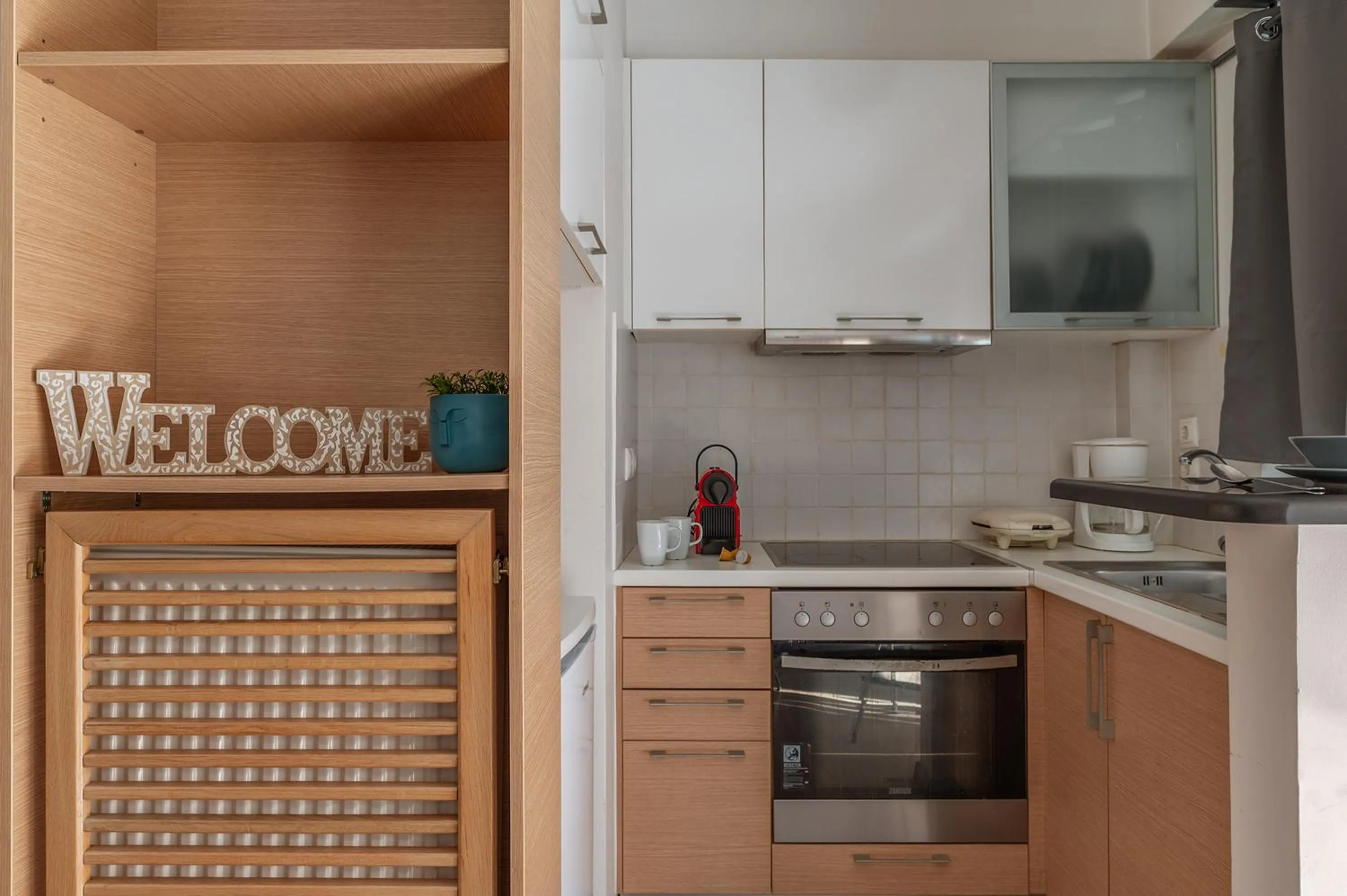 Kitchen or kitchenette in Elvita Apartments